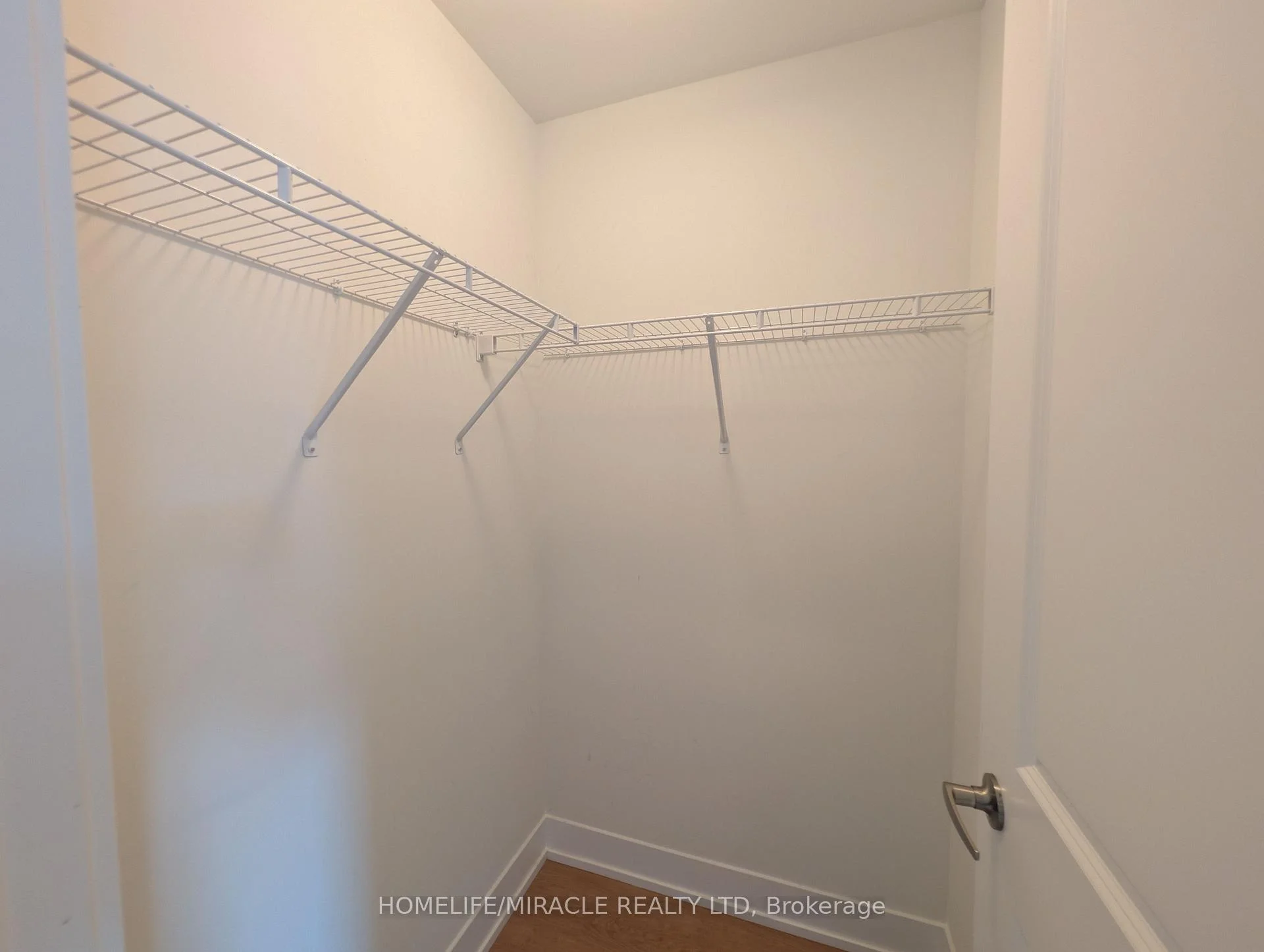 Photo 24 of 1553 Midland Avenue, Scarborough, Bendale — HOMEH