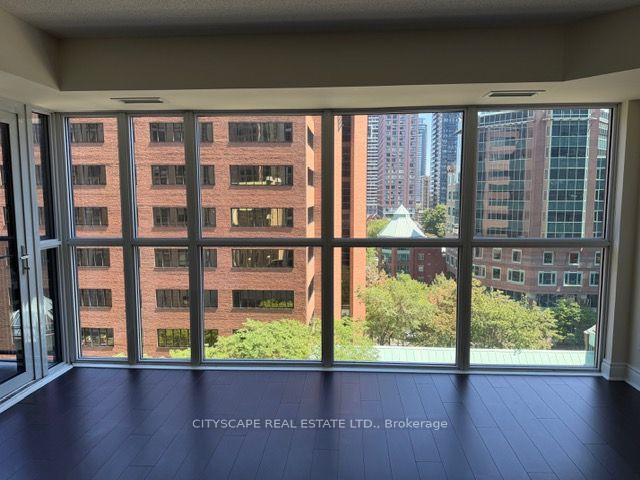 Photo 4 of Unit 912, 28 Ted Rogers Way, Toronto, Church-Yonge Corridor — HOMEH