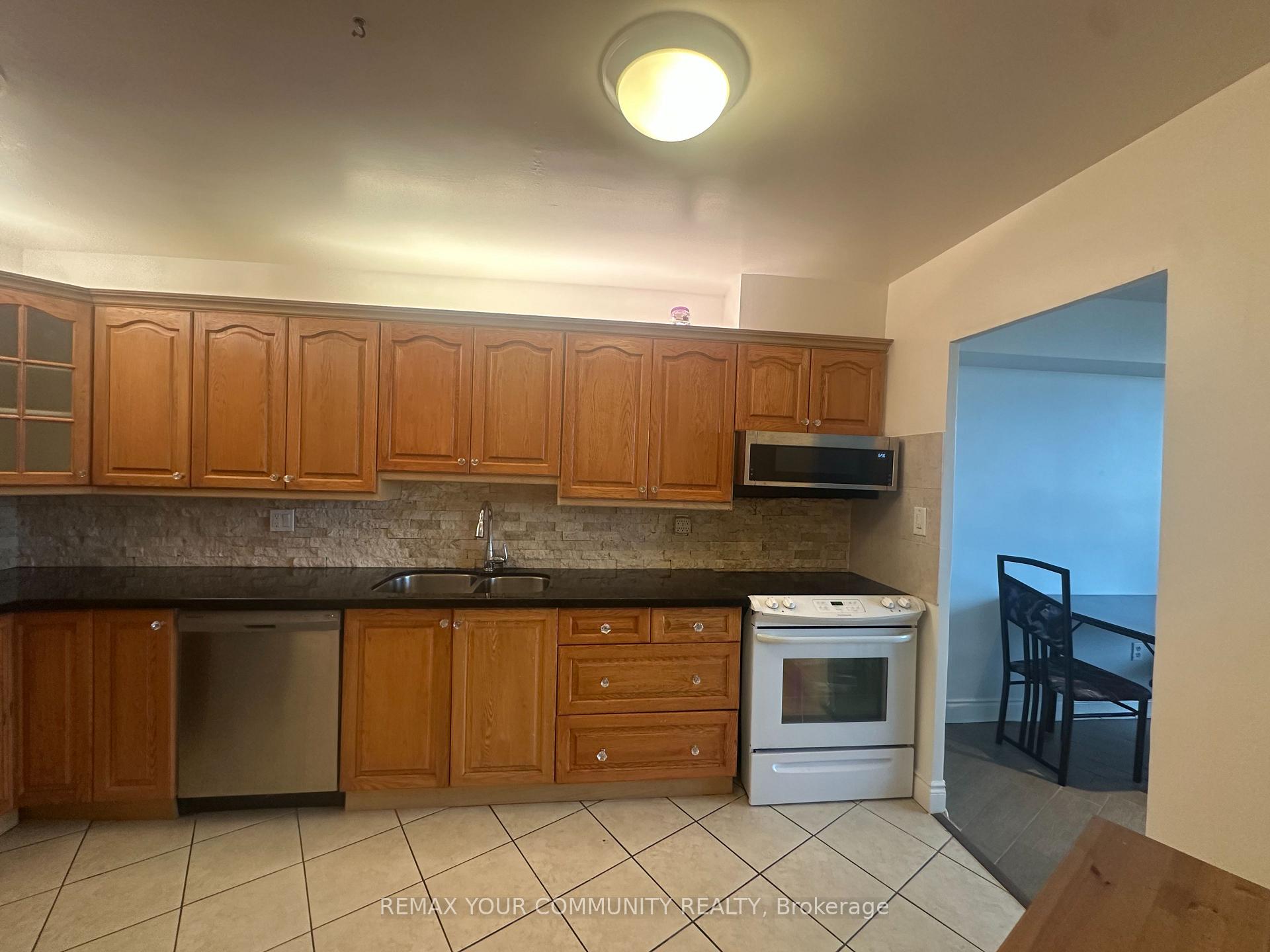 Photo 16 of Unit 1711, 15 Vicora Linkway, Toronto, Flemingdon Park — HOMEH