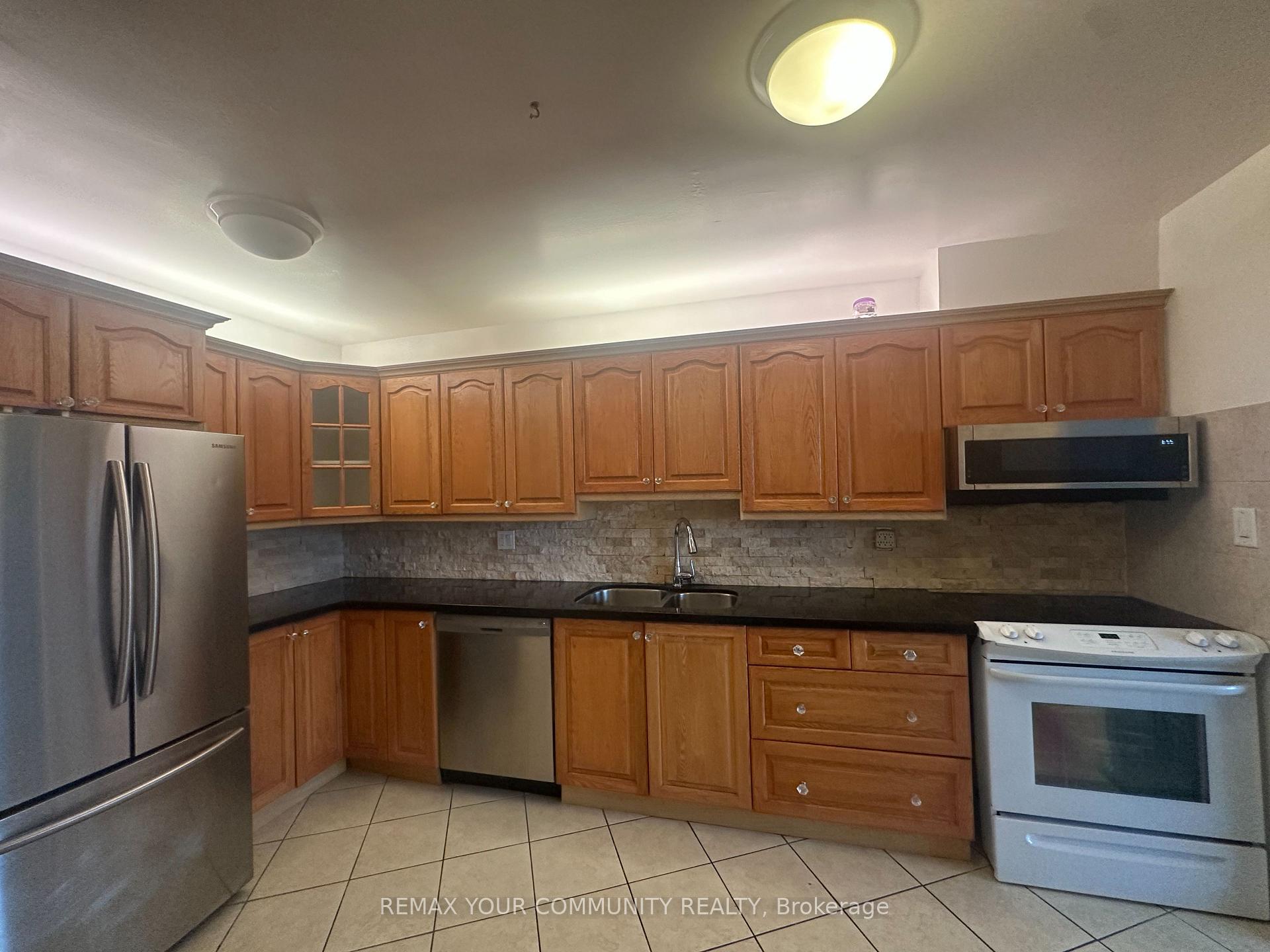 Photo 17 of Unit 1711, 15 Vicora Linkway, Toronto, Flemingdon Park — HOMEH