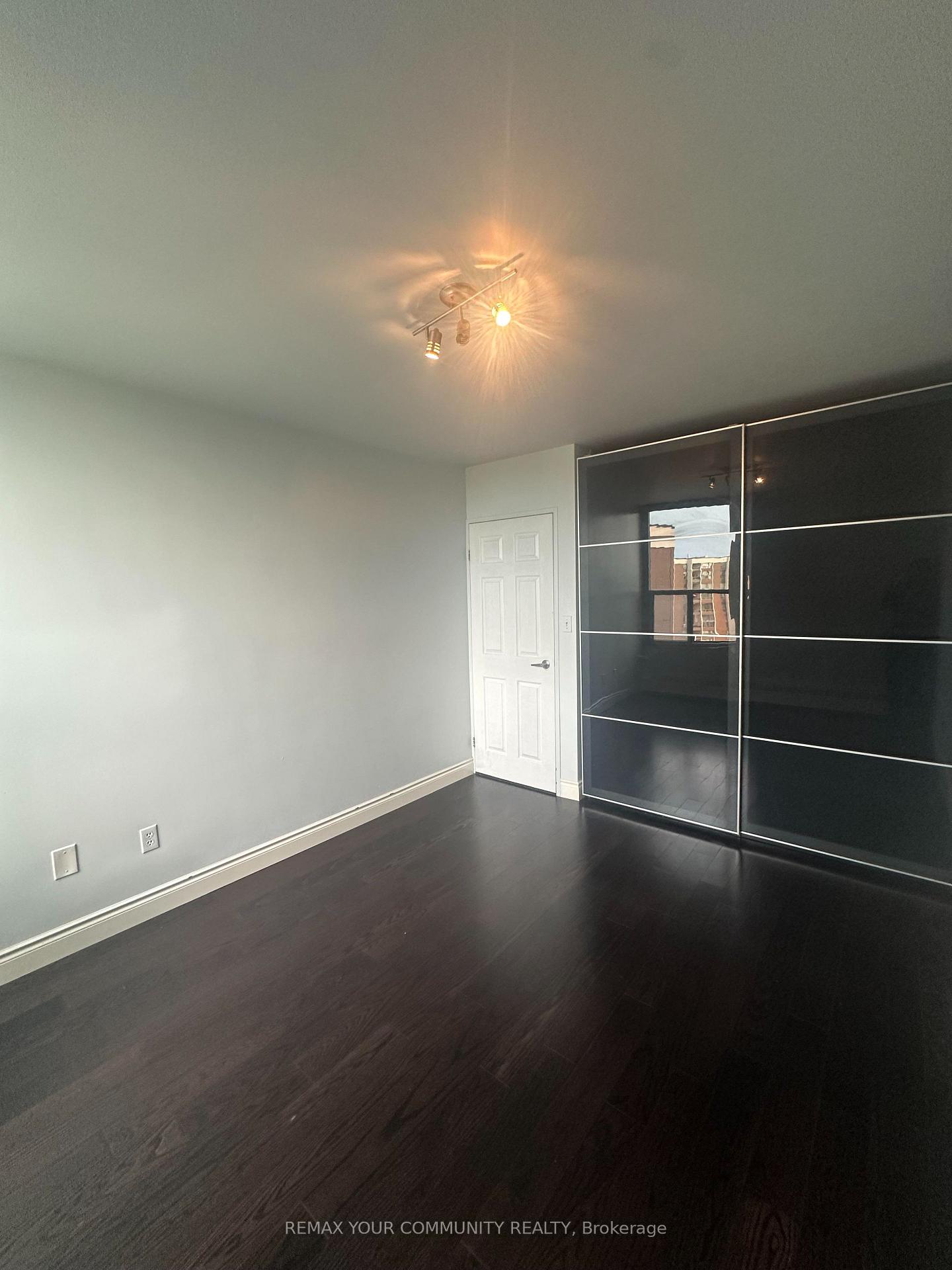 Photo 31 of Unit 1711, 15 Vicora Linkway, Toronto, Flemingdon Park — HOMEH