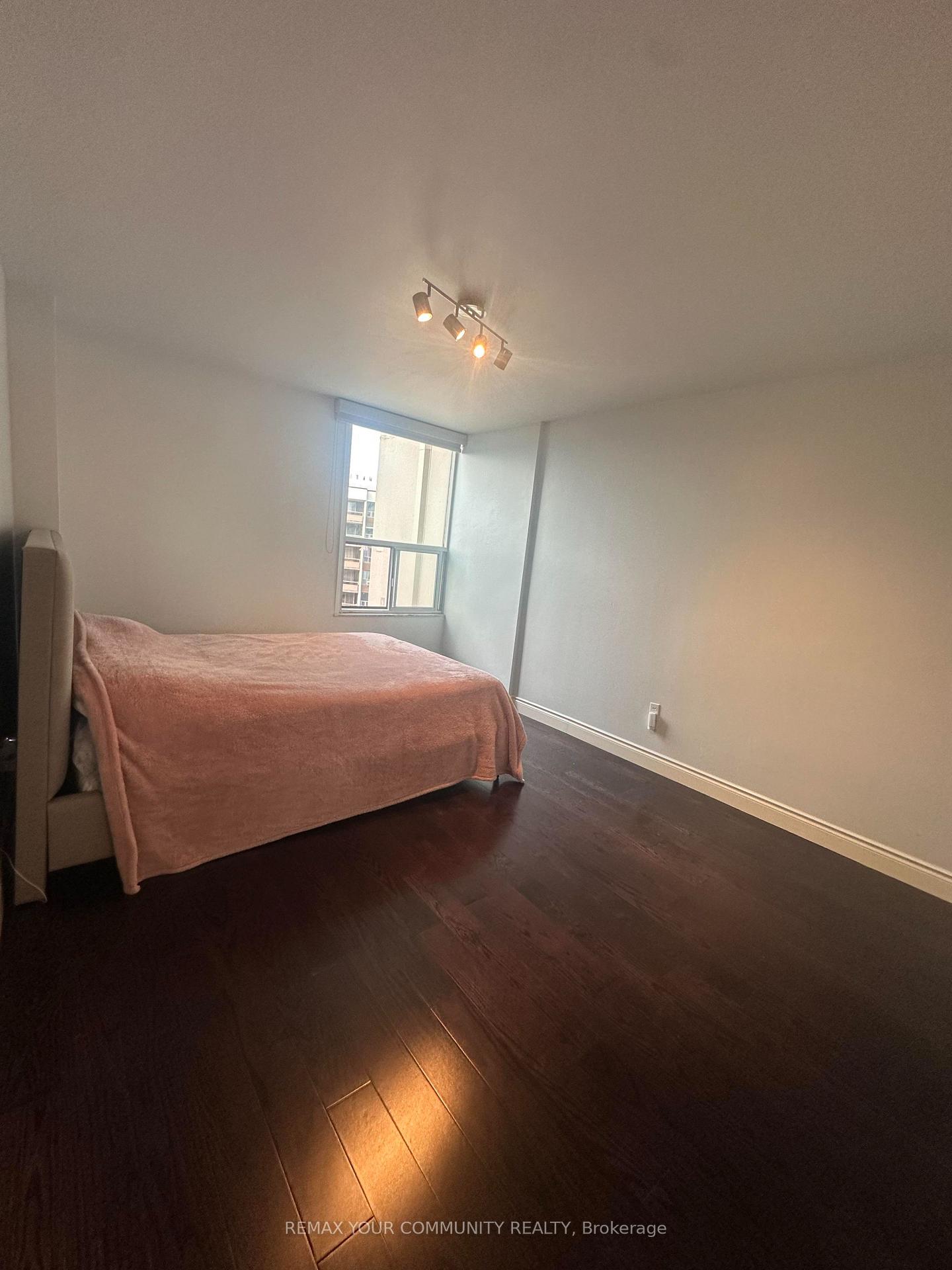 Photo 32 of Unit 1711, 15 Vicora Linkway, Toronto, Flemingdon Park — HOMEH
