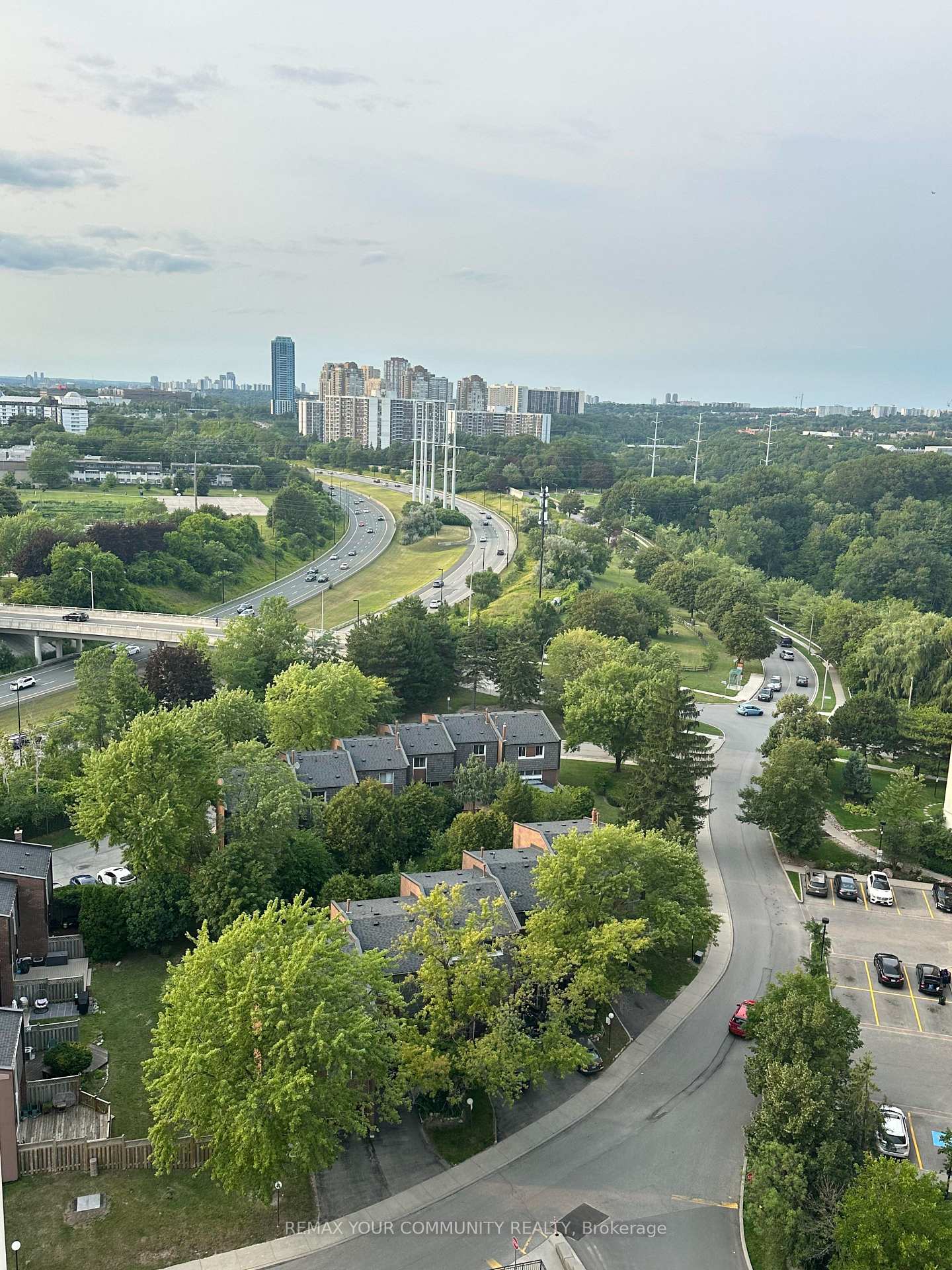 Photo 47 of Unit 1711, 15 Vicora Linkway, Toronto, Flemingdon Park — HOMEH