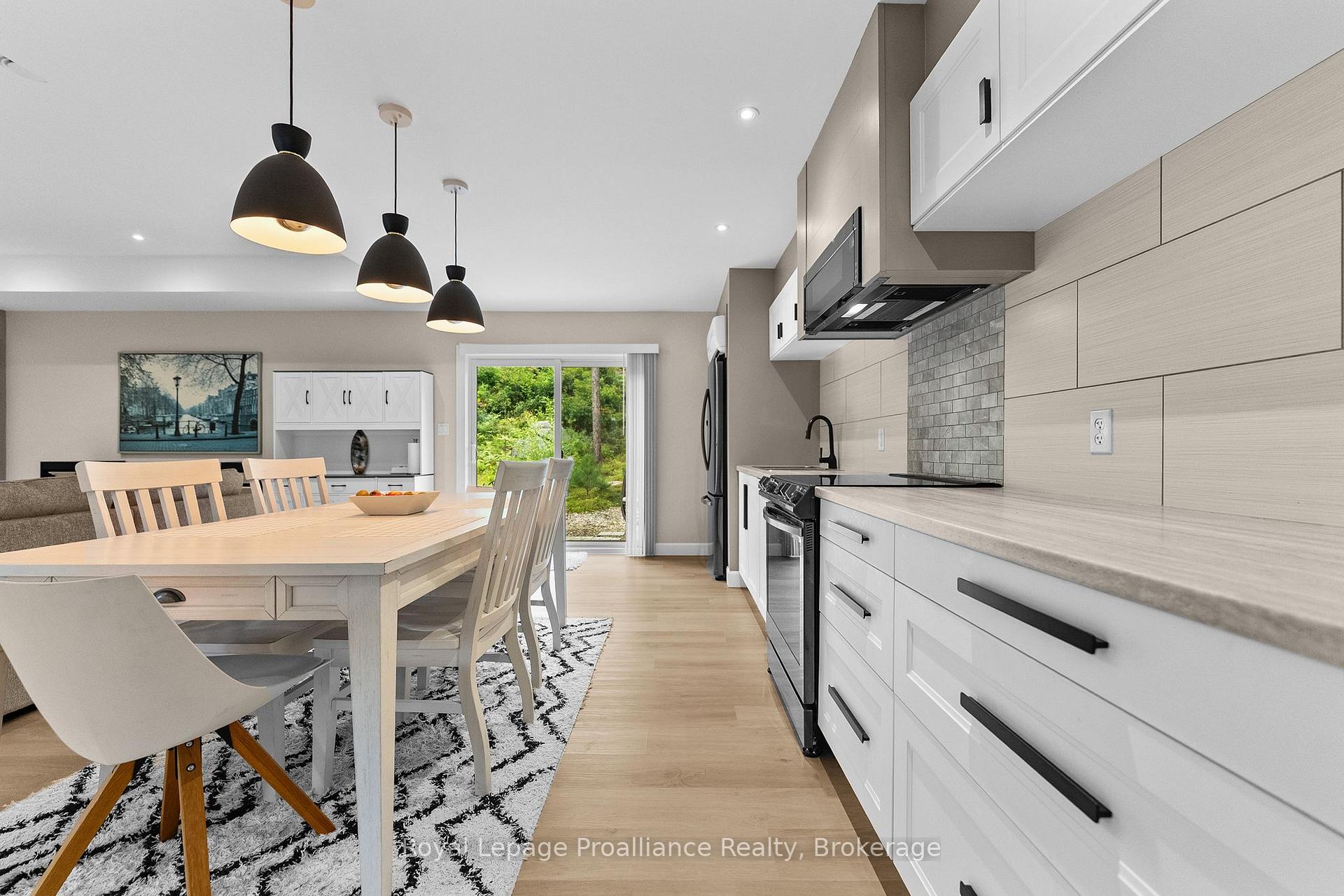 Photo 15 of 41948A Combermere Road, Madawaska Valley, Madawaska Valley — HOMEH