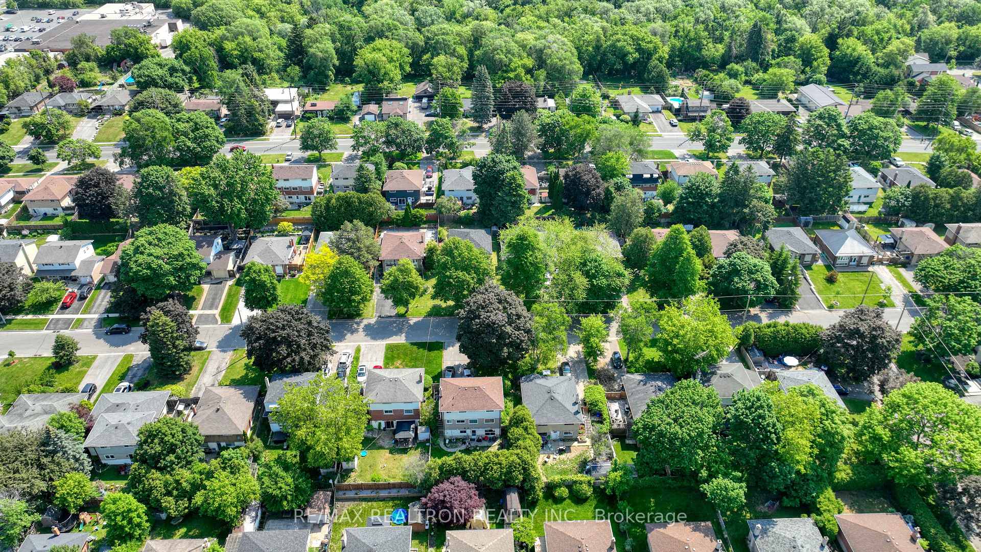Photo 37 of 579 Pinewood Street, Oshawa, O'Neill — HOMEH