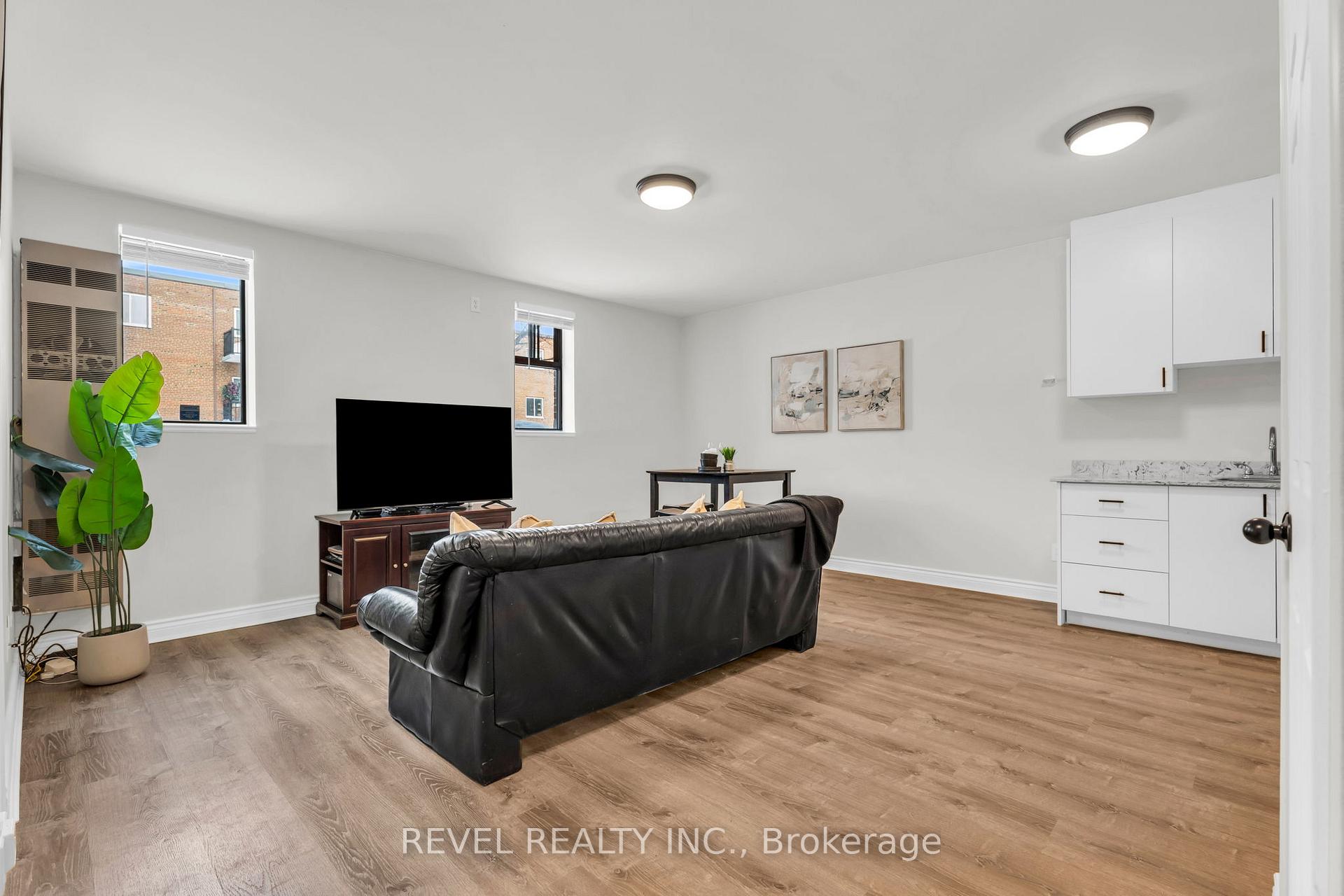 Photo 2 of Unit 102, 70 First Street, Orangeville — HOMEH