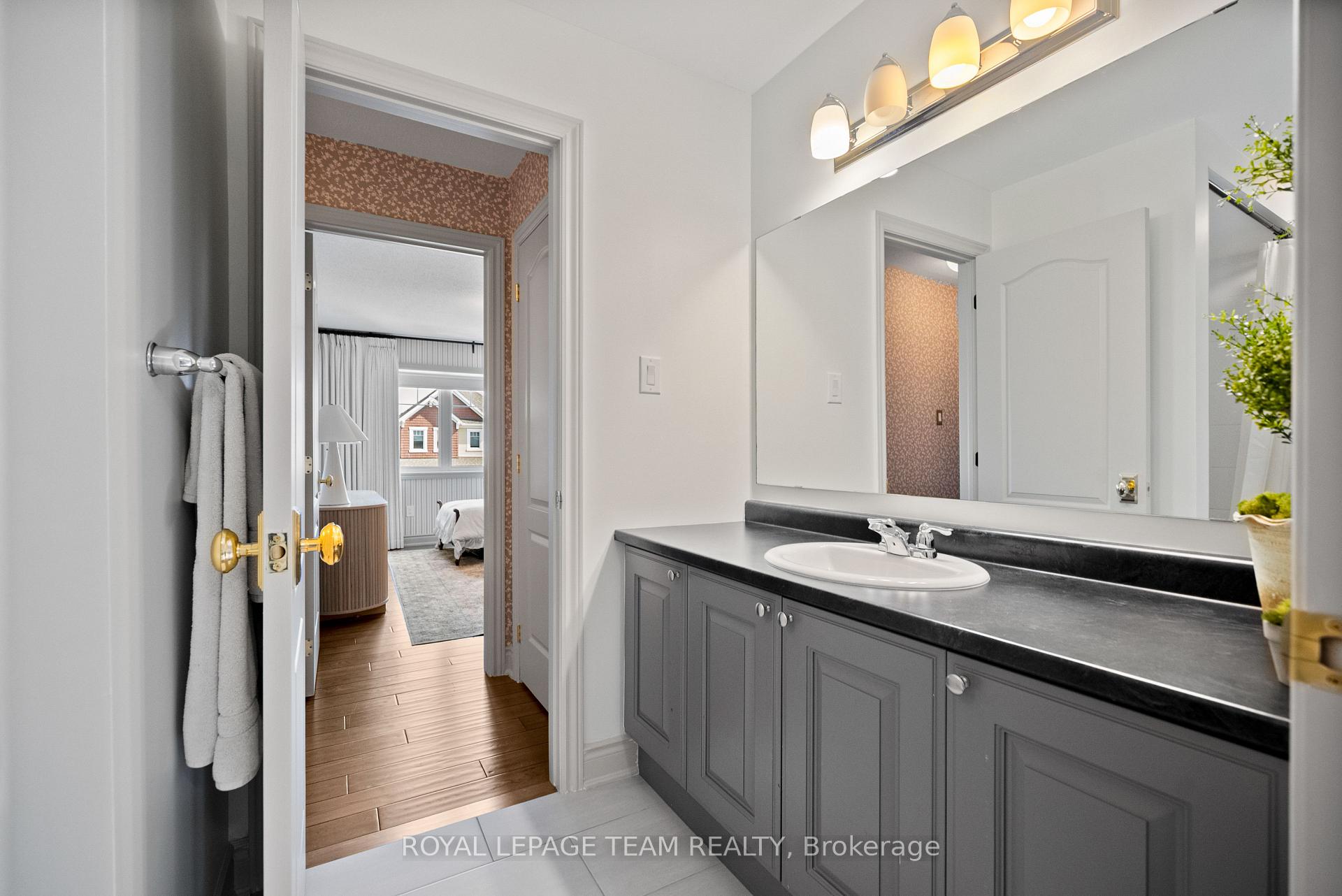 Photo 36 of 4865 Abbott Street E, Ottawa, Kanata - Emerald Meadows/Trailwest — HOMEH