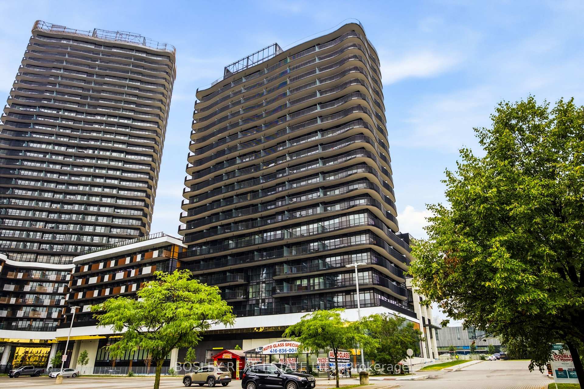 Photo 1 of Unit 1006, 75 Billes Heights, North York, Bayview Village — HOMEH