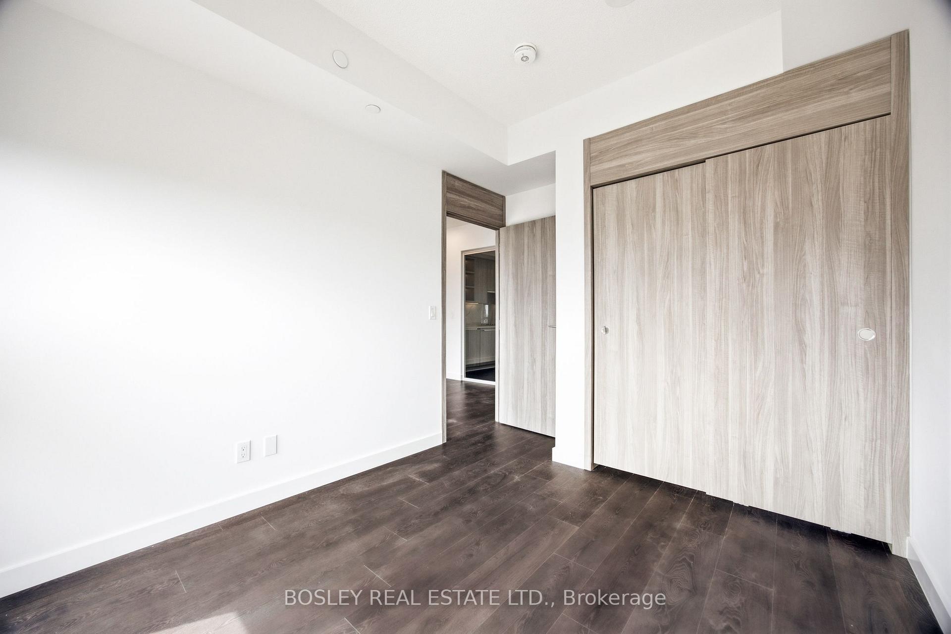 Photo 12 of Unit 1006, 75 Billes Heights, North York, Bayview Village — HOMEH