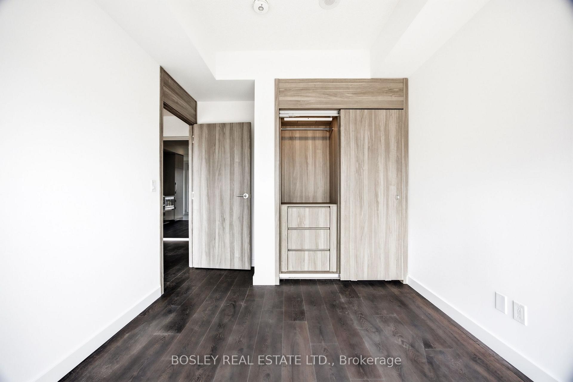 Photo 13 of Unit 1006, 75 Billes Heights, North York, Bayview Village — HOMEH