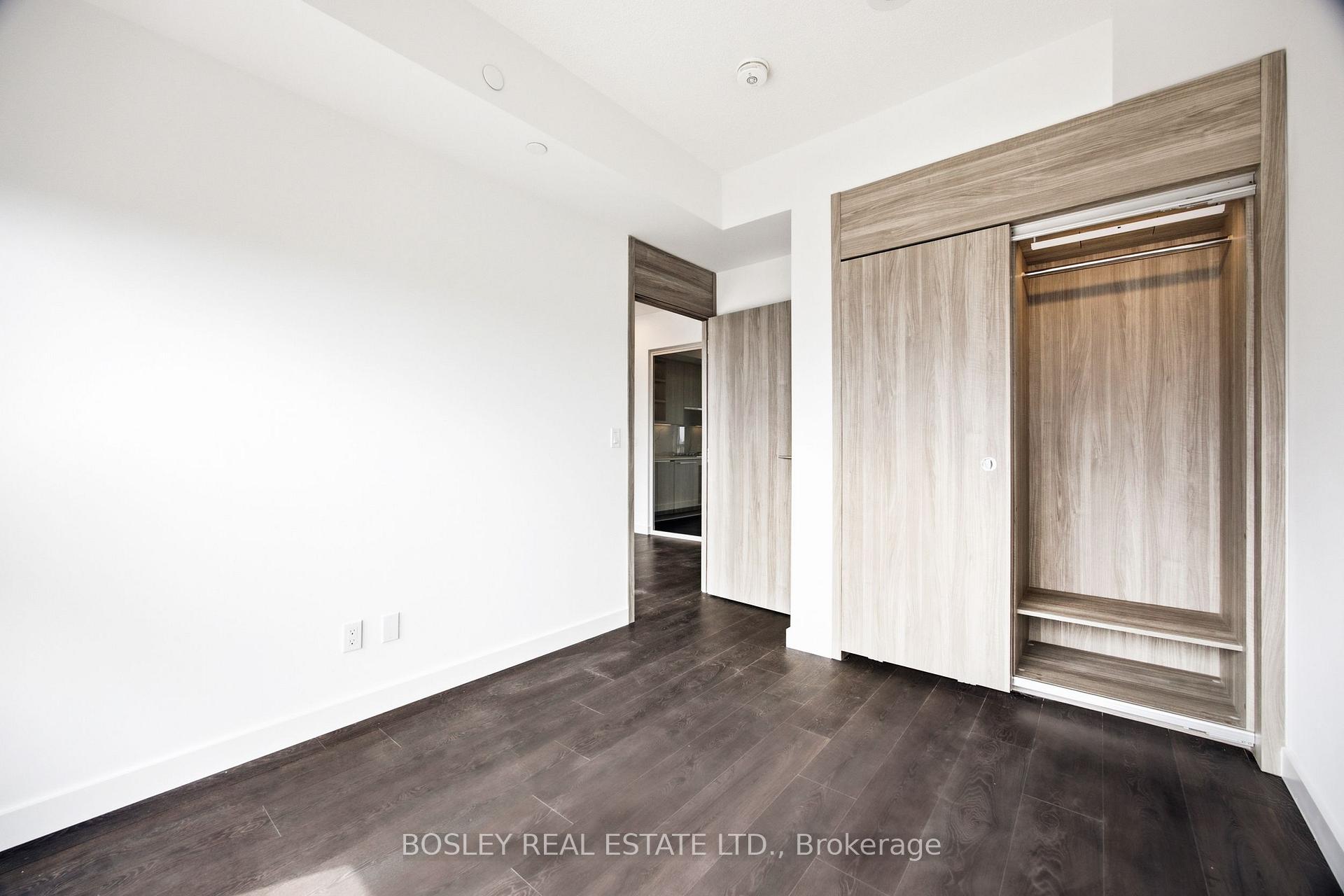 Photo 14 of Unit 1006, 75 Billes Heights, North York, Bayview Village — HOMEH