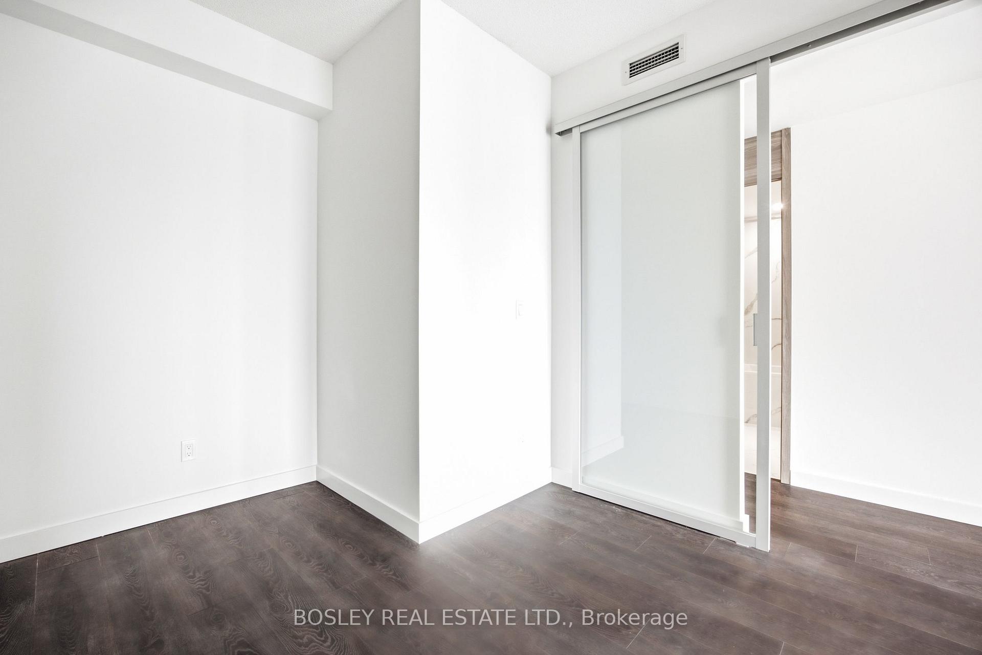 Photo 18 of Unit 1006, 75 Billes Heights, North York, Bayview Village — HOMEH