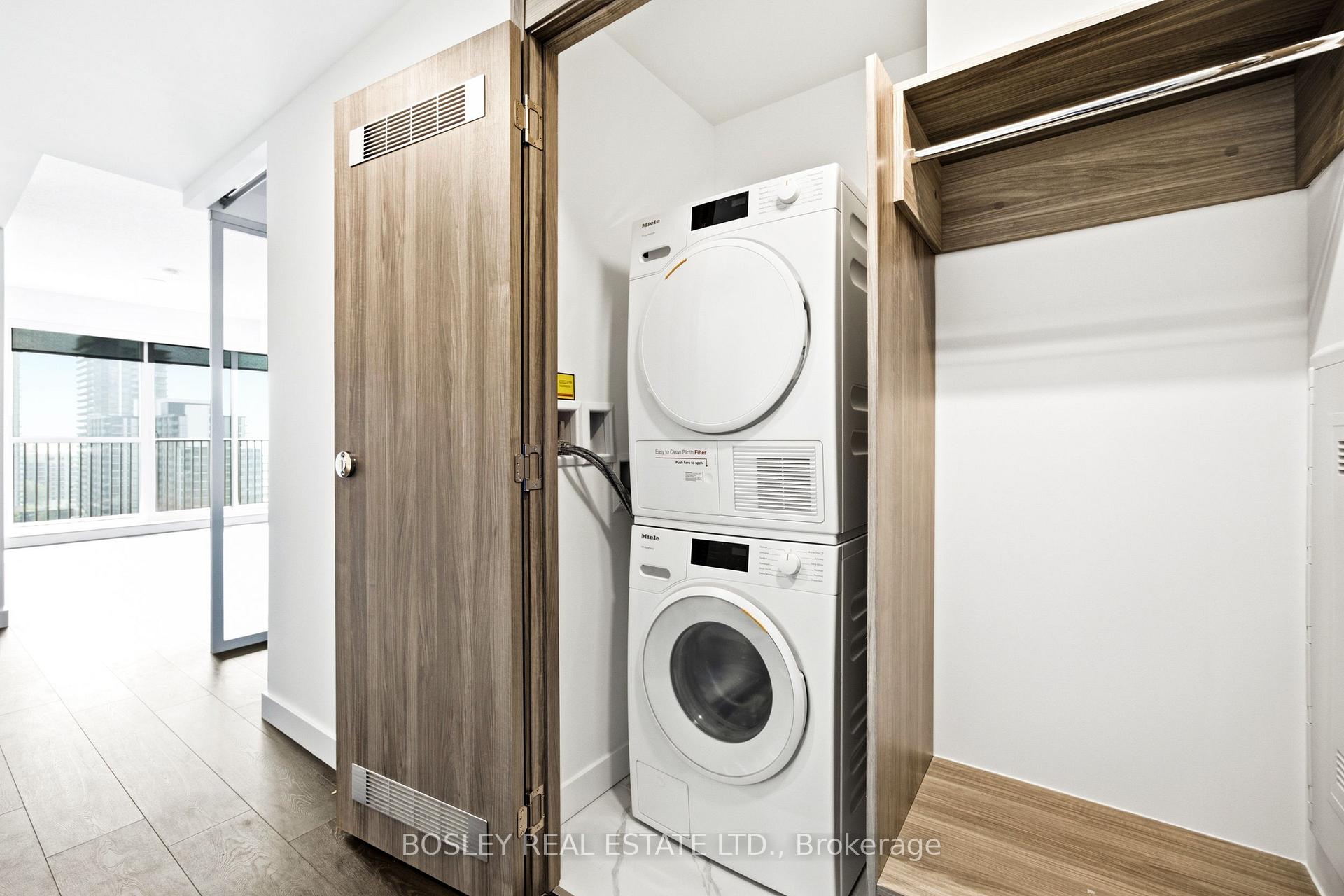Photo 26 of Unit 1006, 75 Billes Heights, North York, Bayview Village — HOMEH