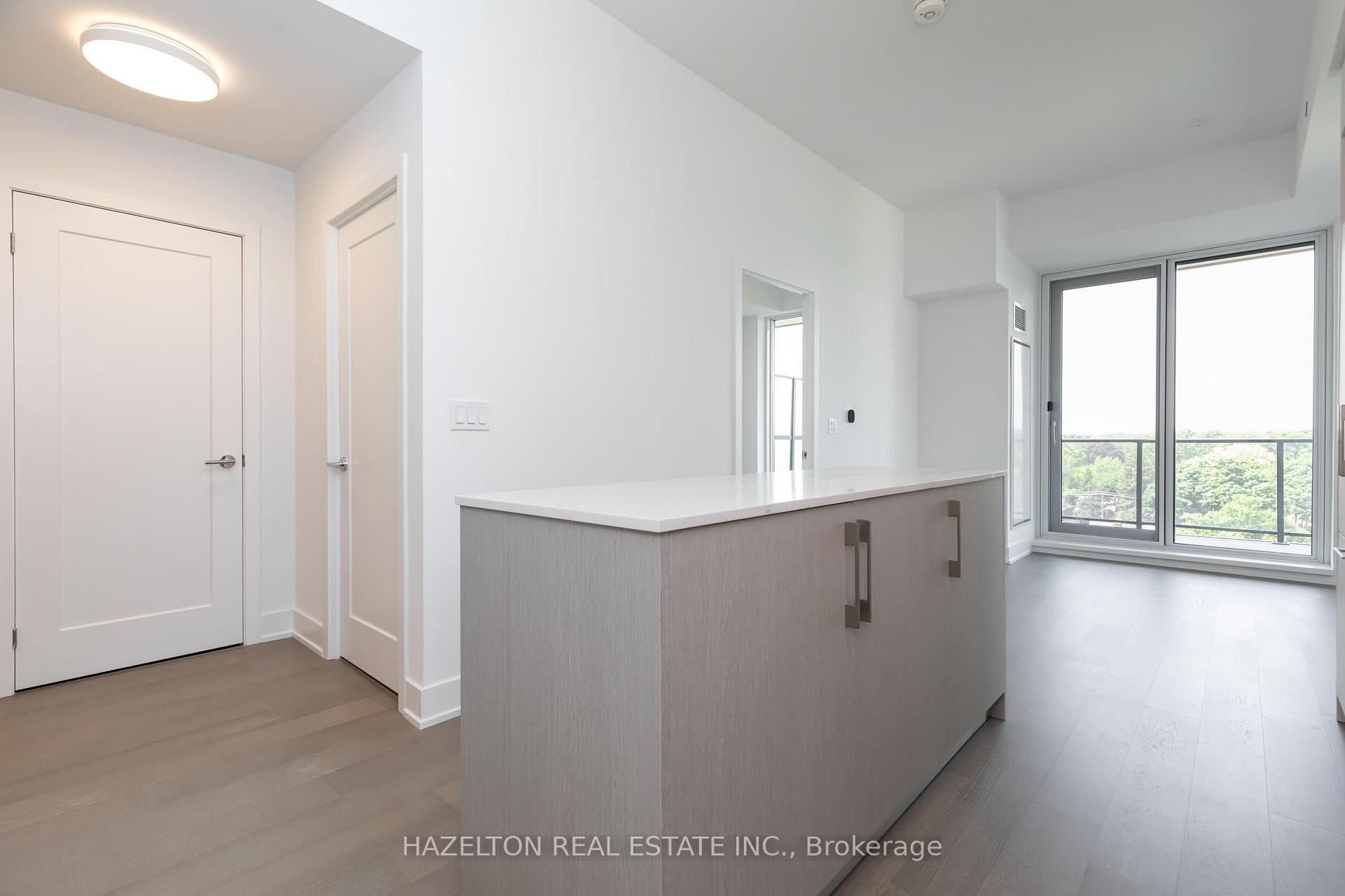 Photo 14 of Unit 904, 8 Manor Road W, Toronto, Yonge-Eglinton — HOMEH