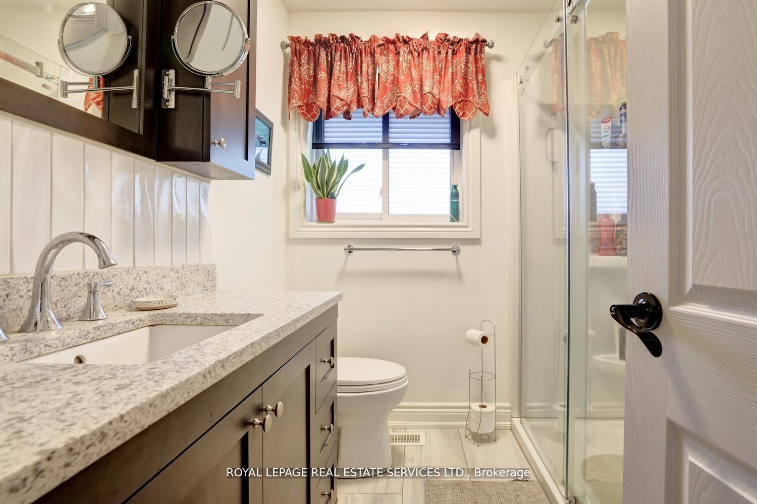 Photo 18 of 163 Bendamere Avenue, Hamilton, Buchanan — HOMEH