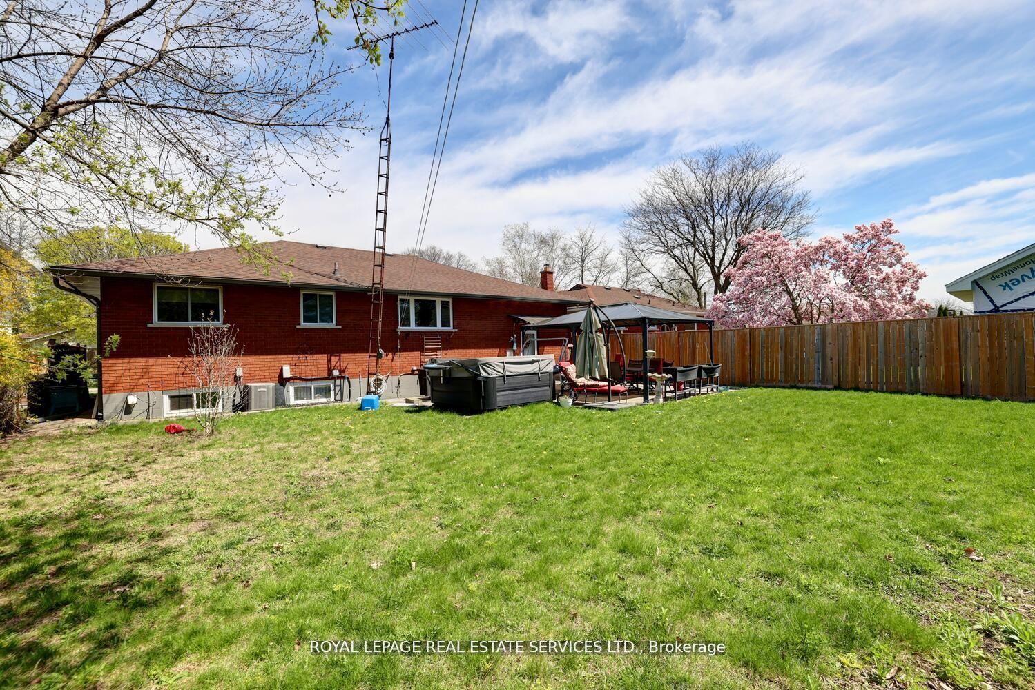 Photo 37 of 163 Bendamere Avenue, Hamilton, Buchanan — HOMEH