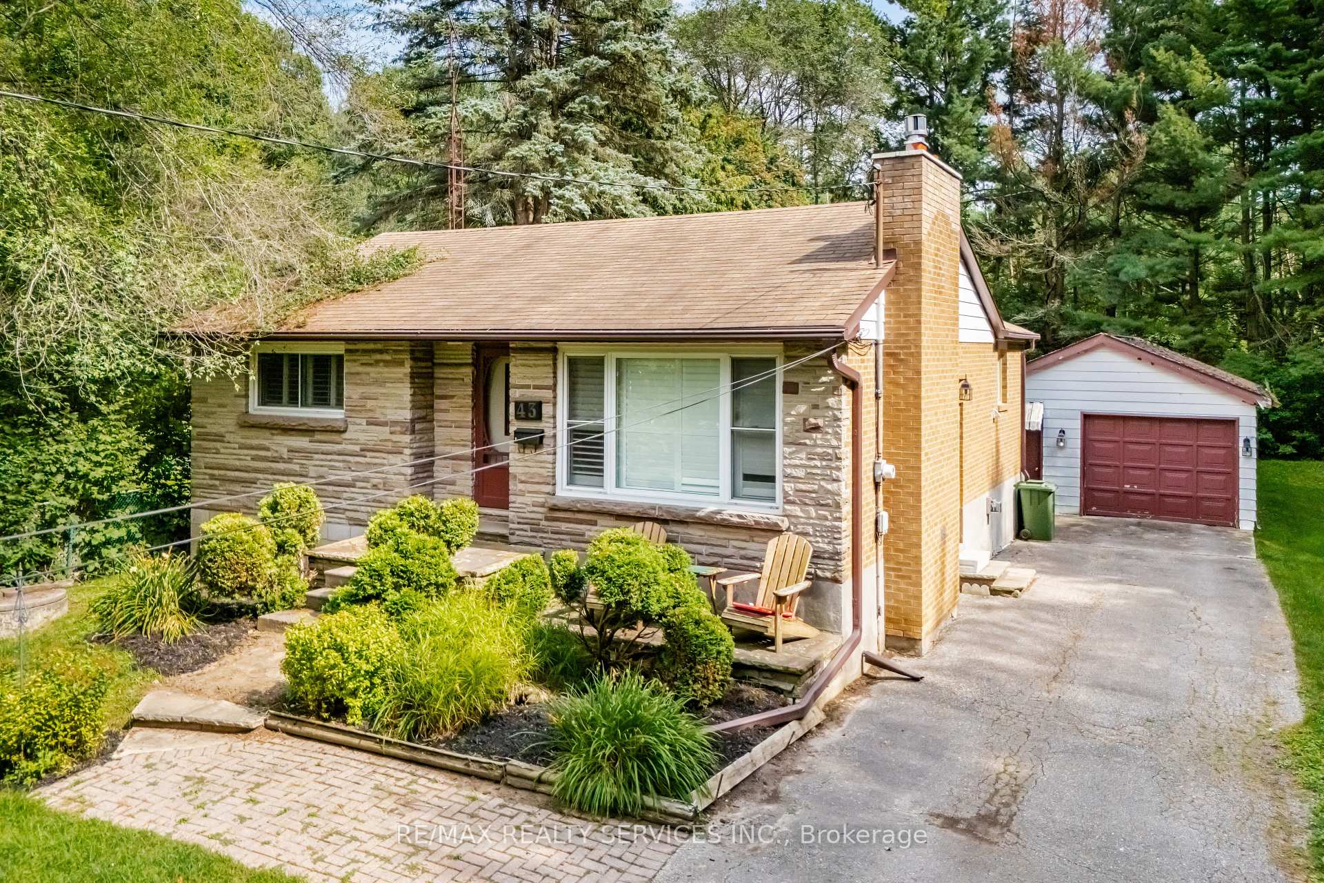 Photo 5 of 43 Maple Avenue, Caledon, Inglewood — HOMEH