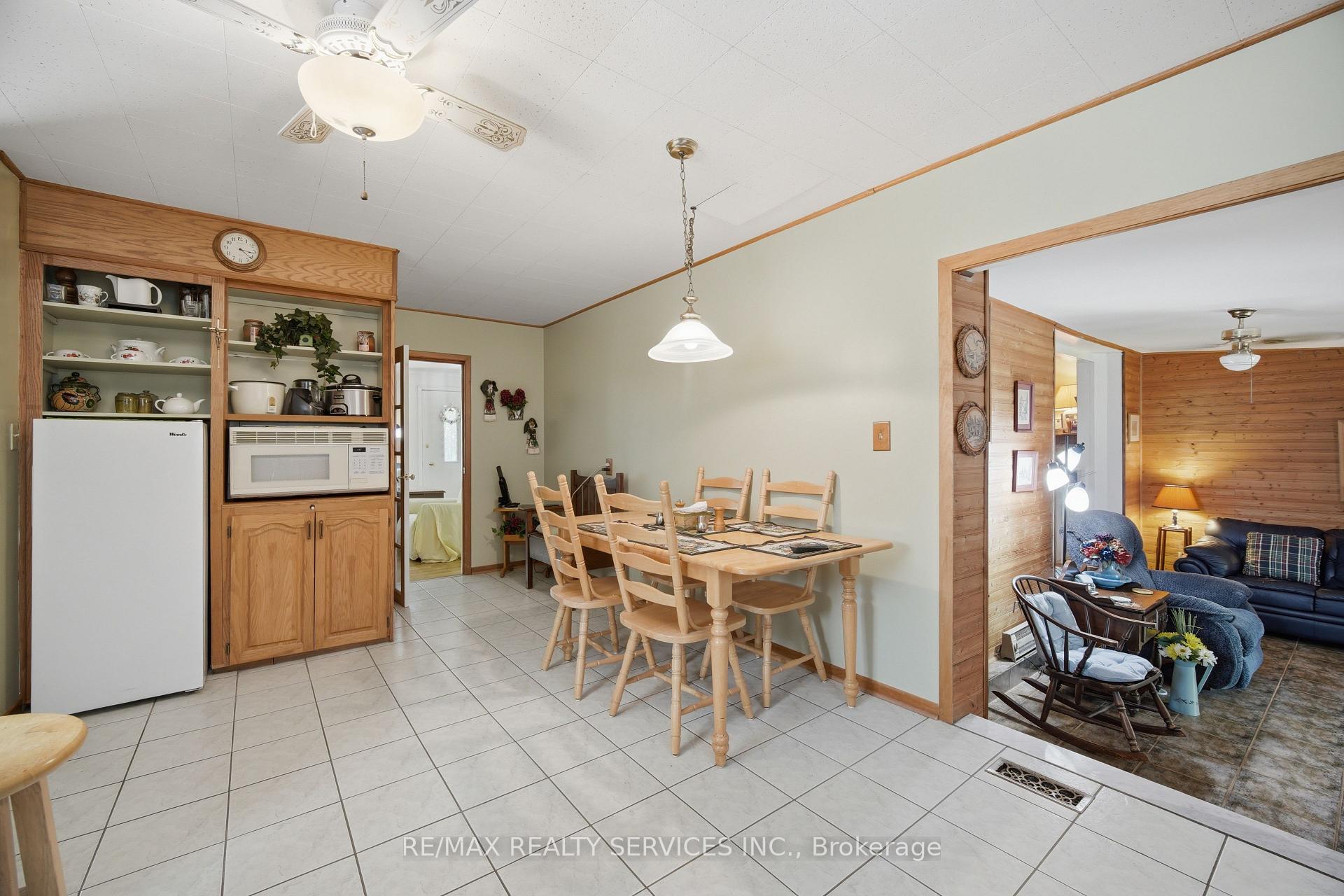 Photo 15 of 43 Maple Avenue, Caledon, Inglewood — HOMEH