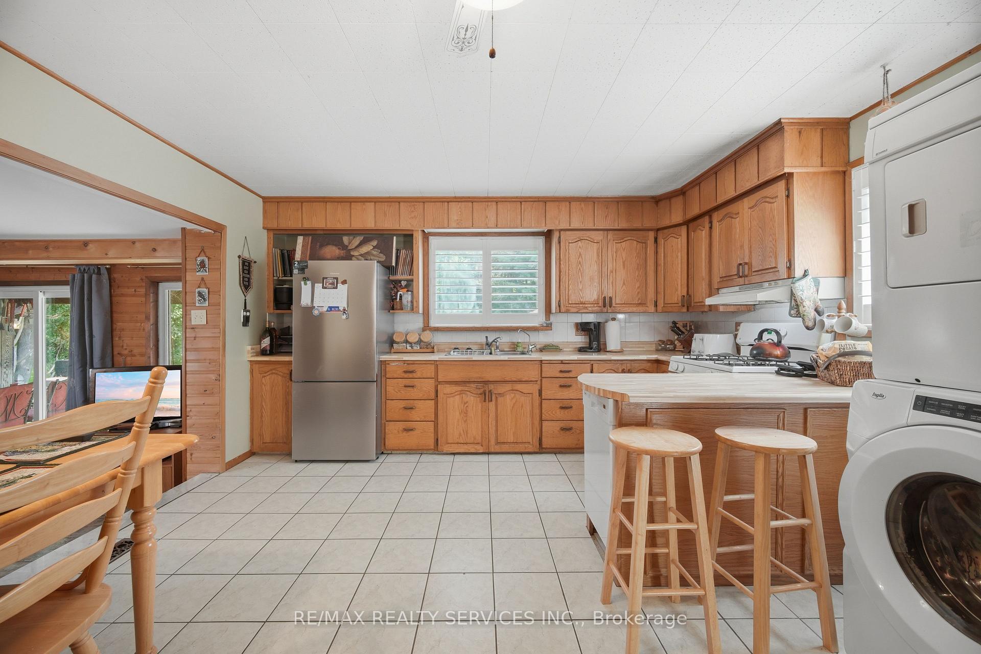 Photo 17 of 43 Maple Avenue, Caledon, Inglewood — HOMEH