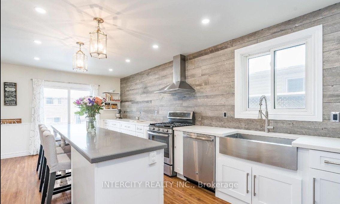 Photo 11 of 79 Kinzie Lane, Barrie, Grove East — HOMEH