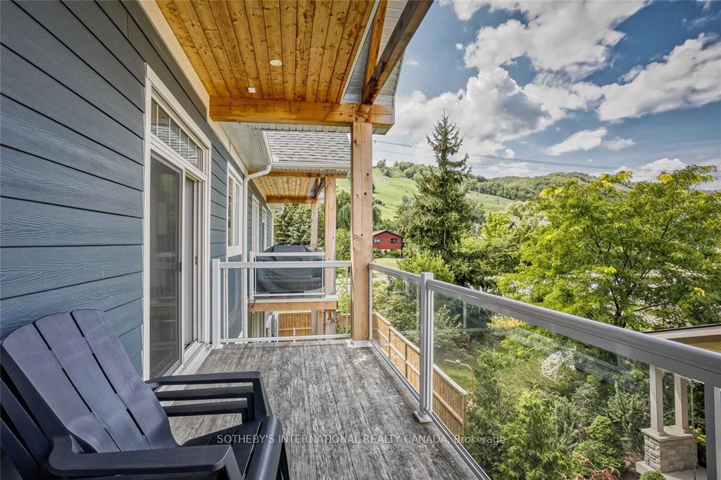 Photo 23 of 145 Jozo Weider Boulevard, Blue Mountains — HOMEH