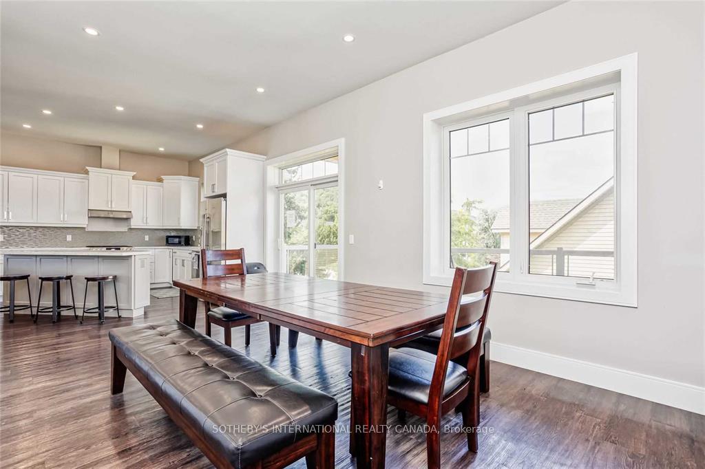Photo 25 of 145 Jozo Weider Boulevard, Blue Mountains — HOMEH