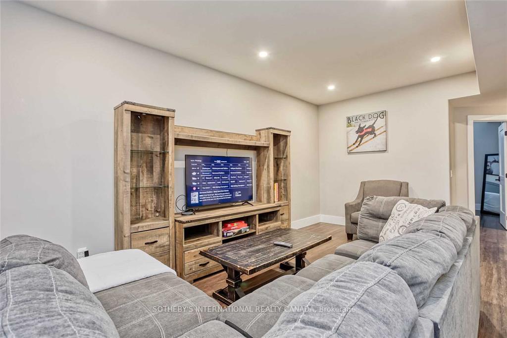 Photo 30 of 145 Jozo Weider Boulevard, Blue Mountains — HOMEH
