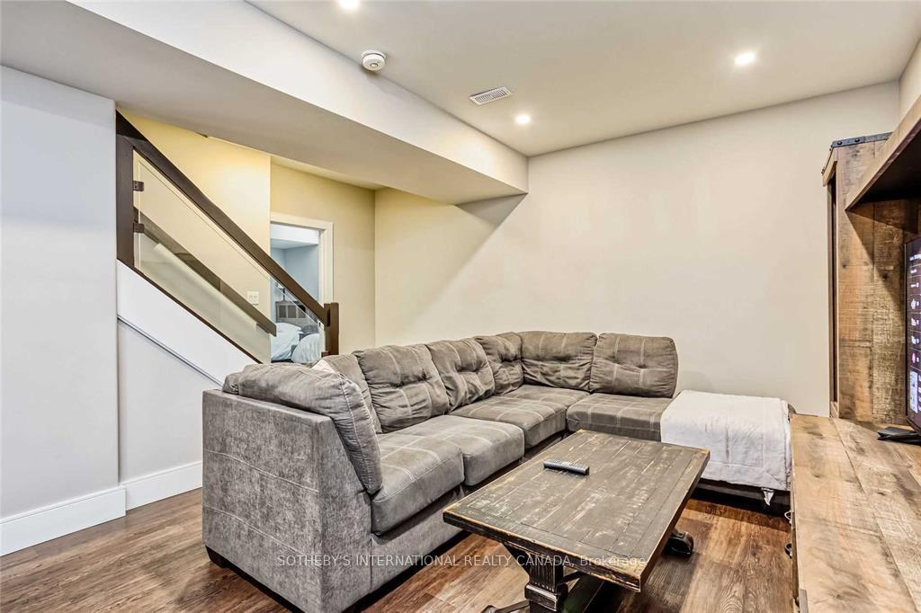 Photo 31 of 145 Jozo Weider Boulevard, Blue Mountains — HOMEH