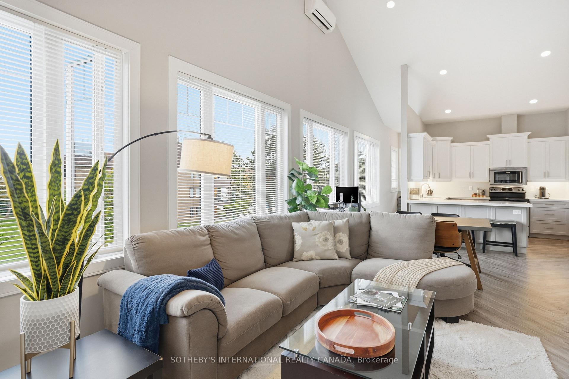 Photo 47 of 145 Jozo Weider Boulevard, Blue Mountains — HOMEH