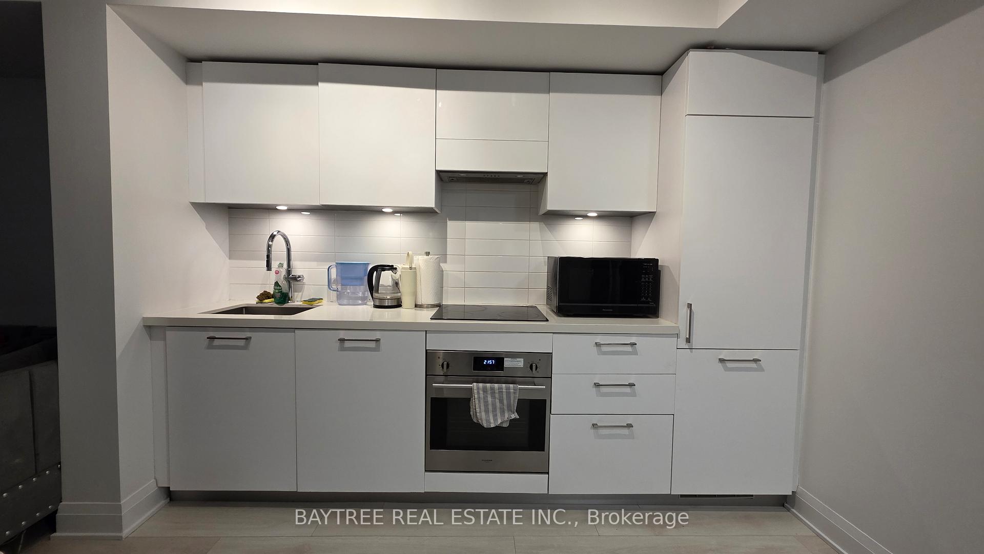 Photo 3 of Unit 402, 33 Frederick Todd Way, Toronto, Thorncliffe Park — HOMEH