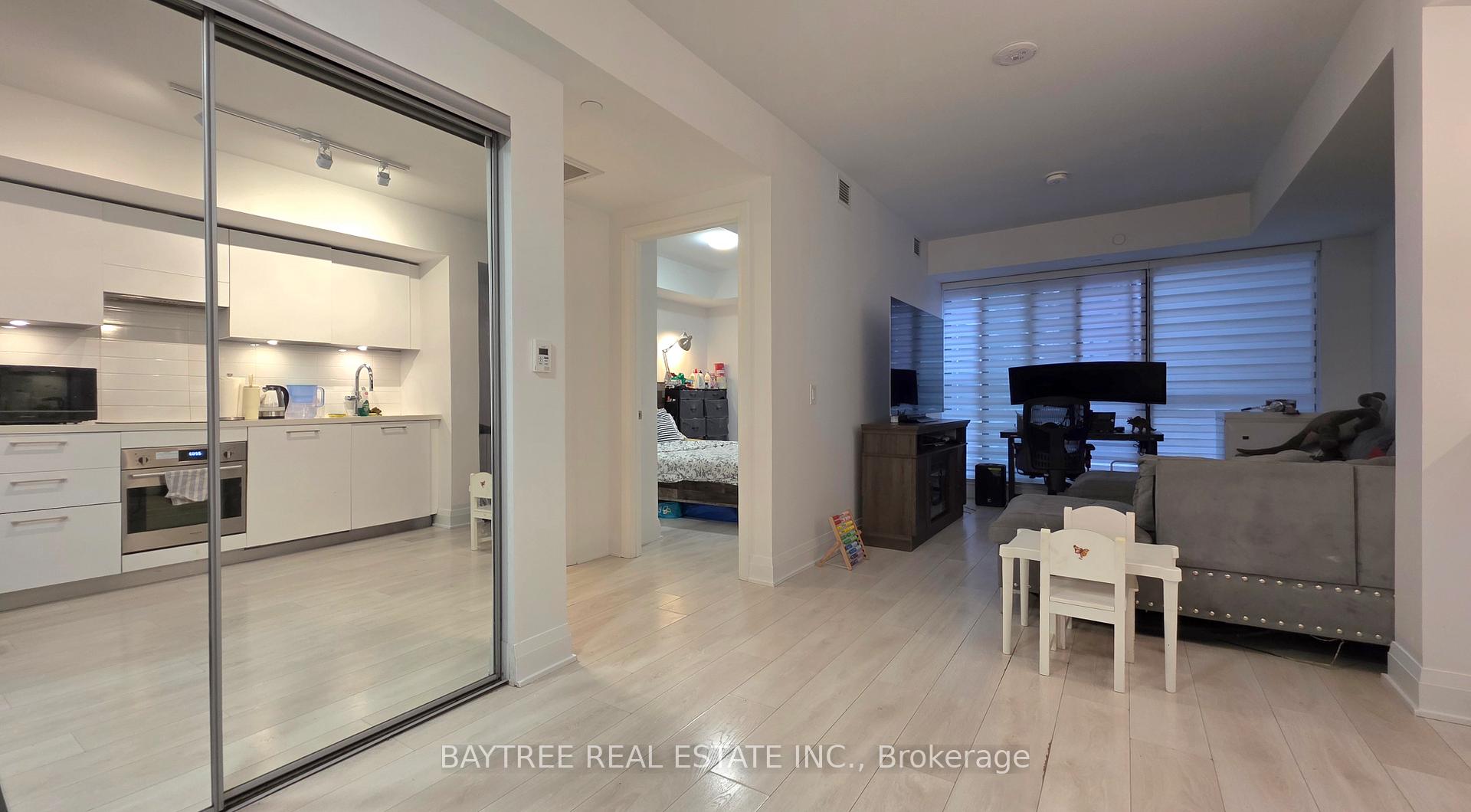 Photo 10 of Unit 402, 33 Frederick Todd Way, Toronto, Thorncliffe Park — HOMEH