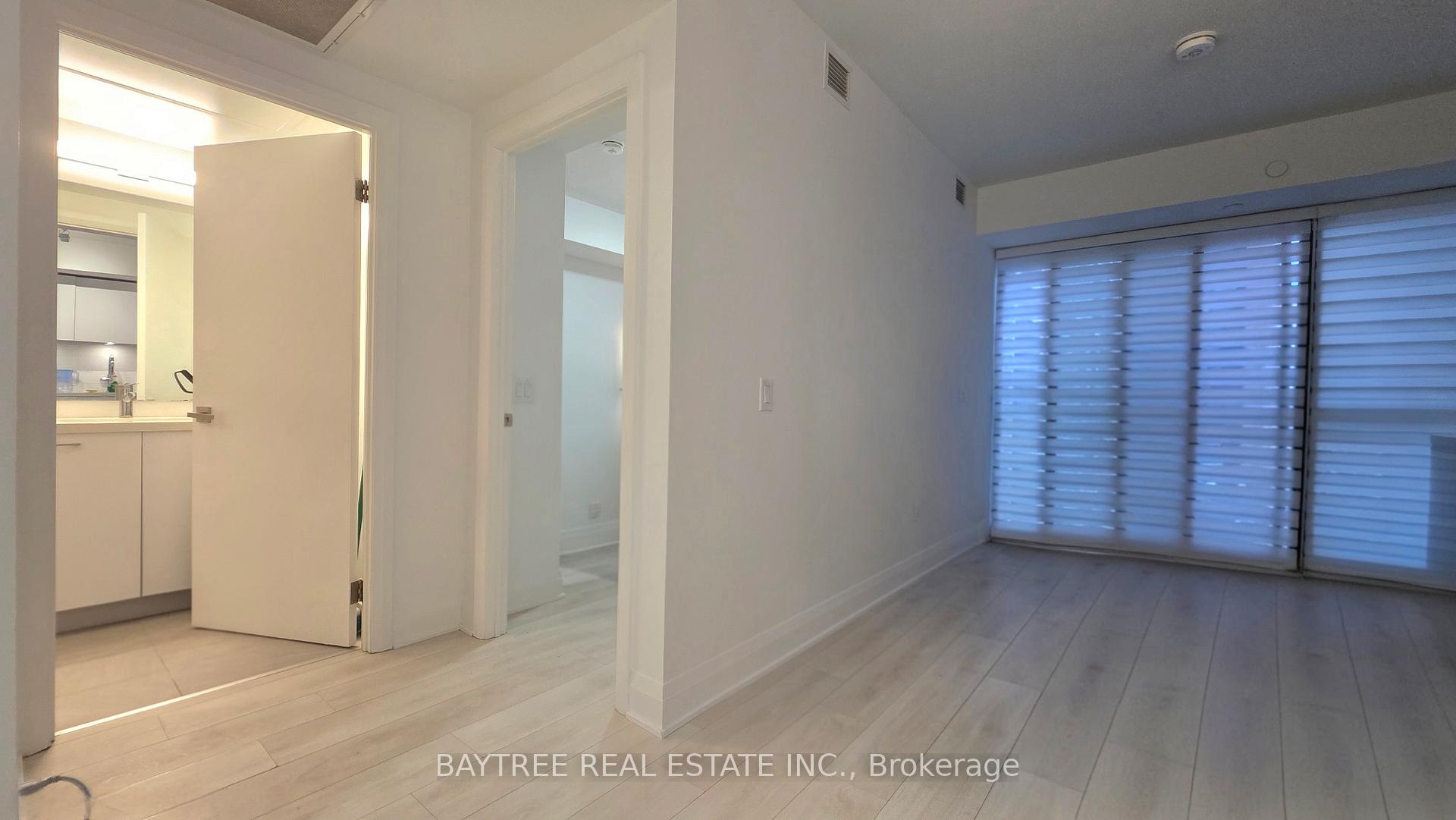 Photo 13 of Unit 402, 33 Frederick Todd Way, Toronto, Thorncliffe Park — HOMEH