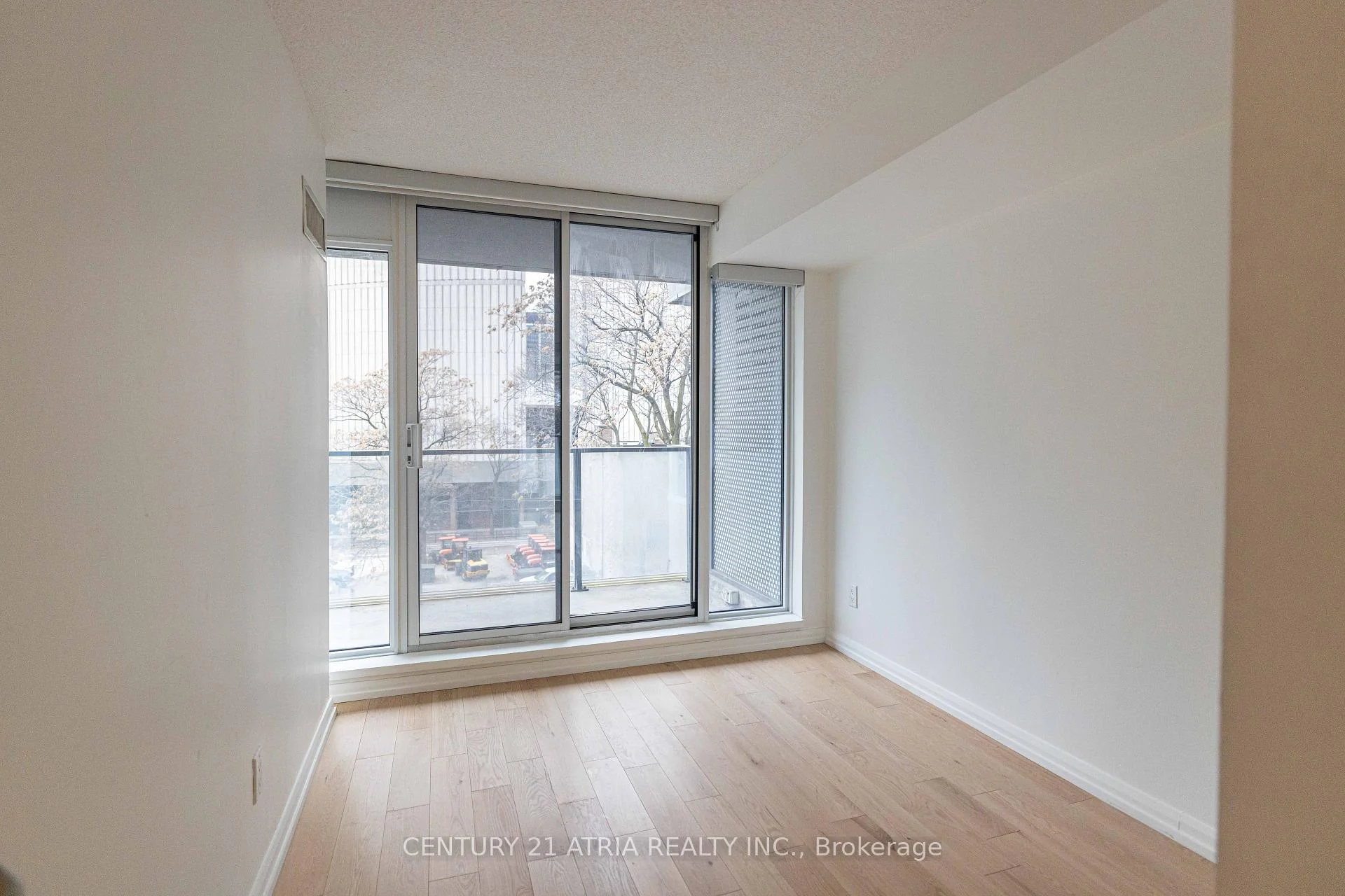 Photo 18 of Unit 606, 111 Elizabeth Street, Toronto, Bay Street Corridor — HOMEH
