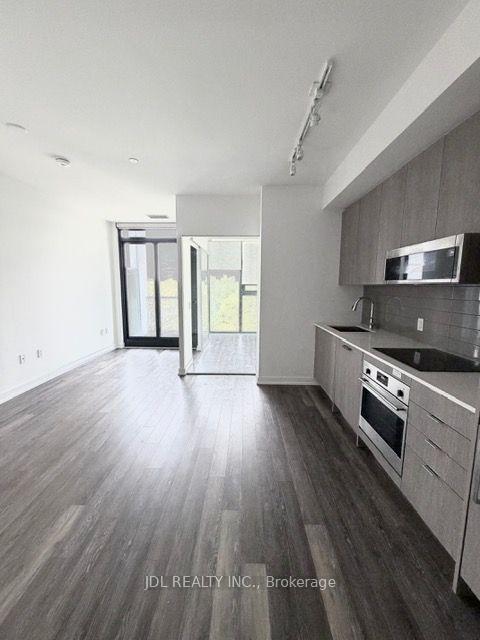 Photo 2 of Unit 705, 250 Lawrence Avenue W, Toronto, Lawrence Park North — HOMEH