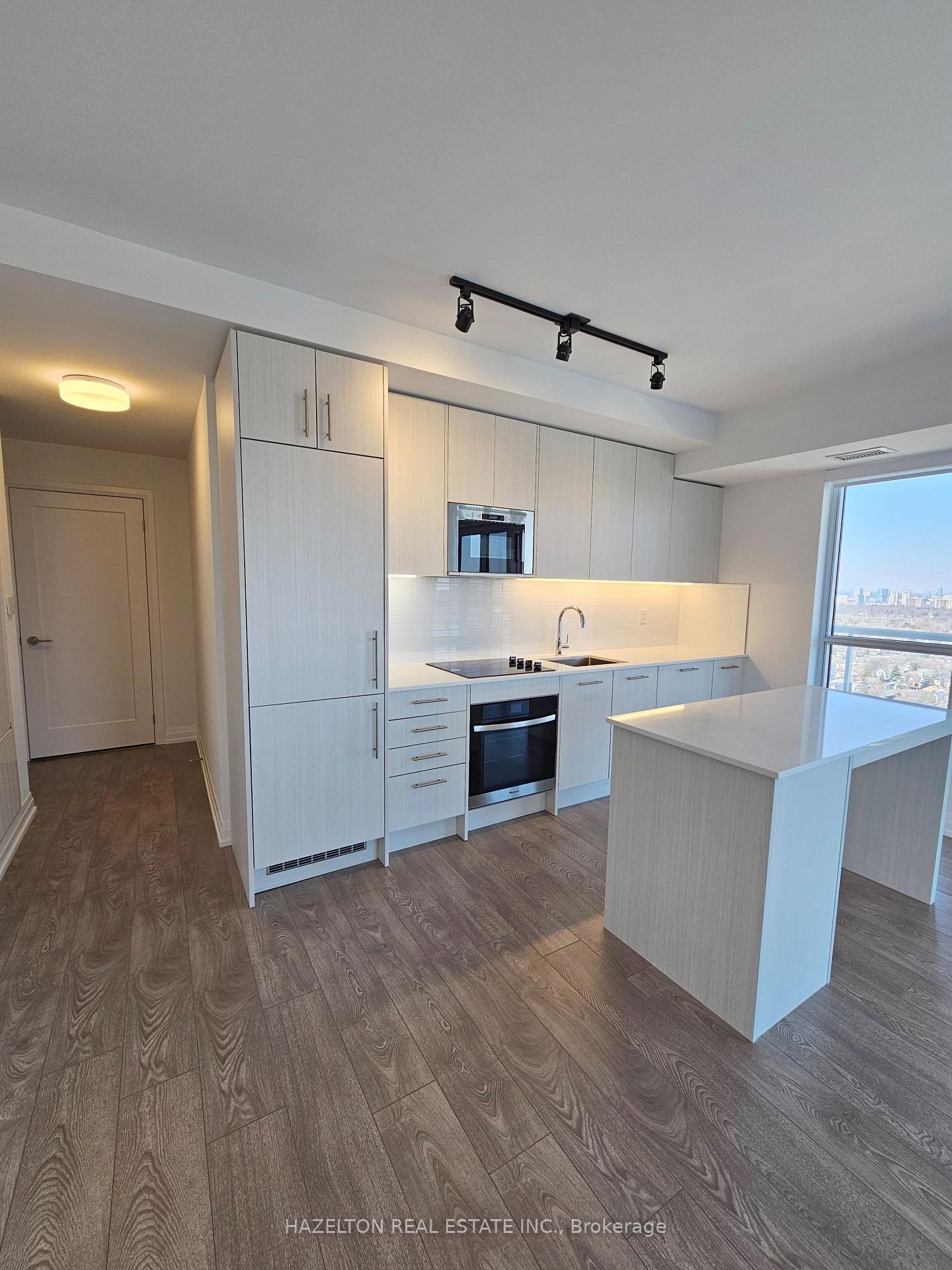 Photo 5 of Unit 2503, 286 Main Street, Toronto, East End-Danforth — HOMEH