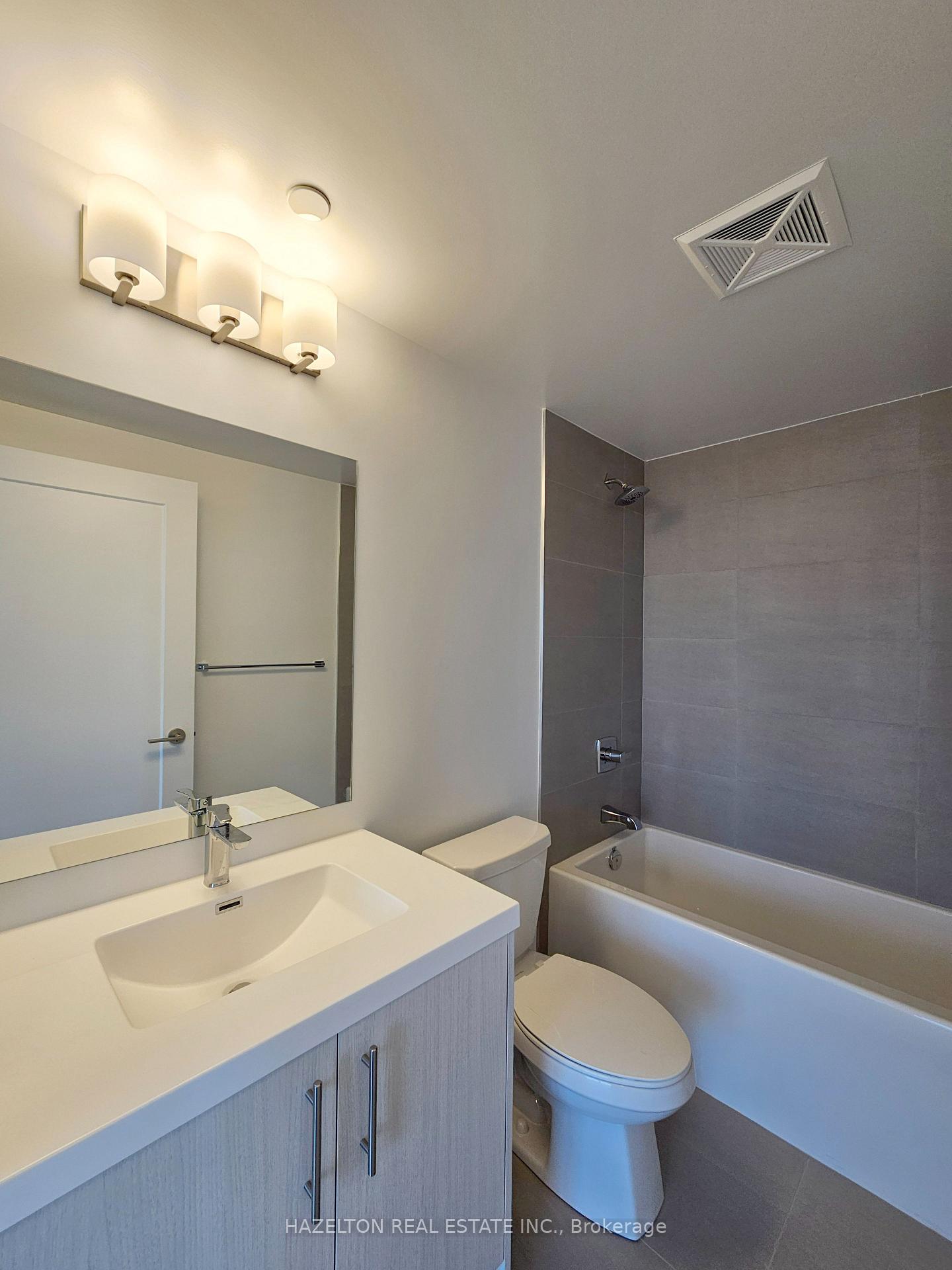 Photo 6 of Unit 2503, 286 Main Street, Toronto, East End-Danforth — HOMEH