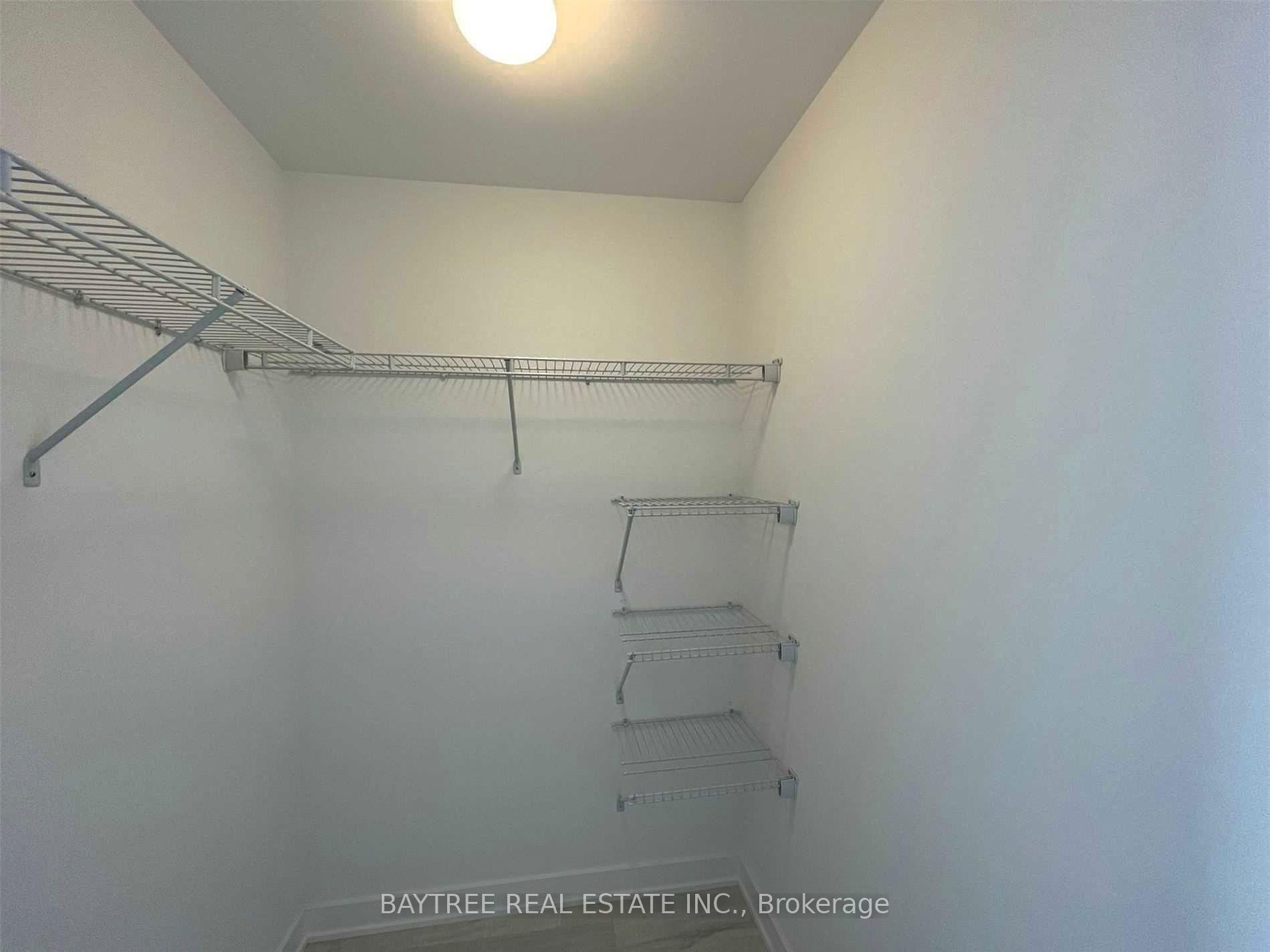 Photo 7 of Unit 1406, 4655 Metcalfe Avenue, Mississauga, Central Erin Mills — HOMEH