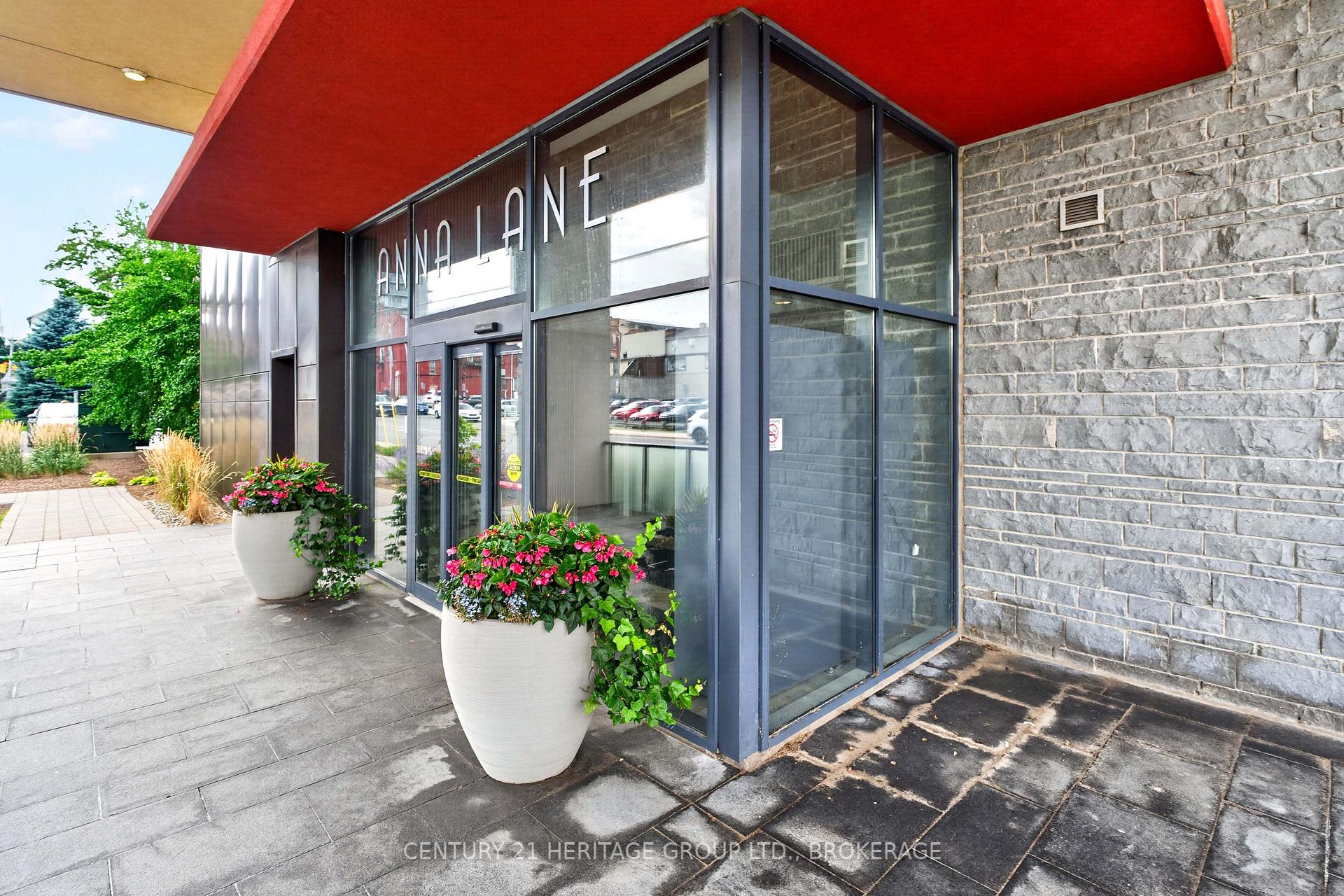 Photo 3 of Unit A1, 121 Queen Street, Kingston, East of Sir John A. Blvd — HOMEH