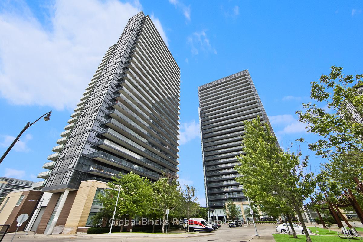 Front of Unit 911, 29 Singer Court