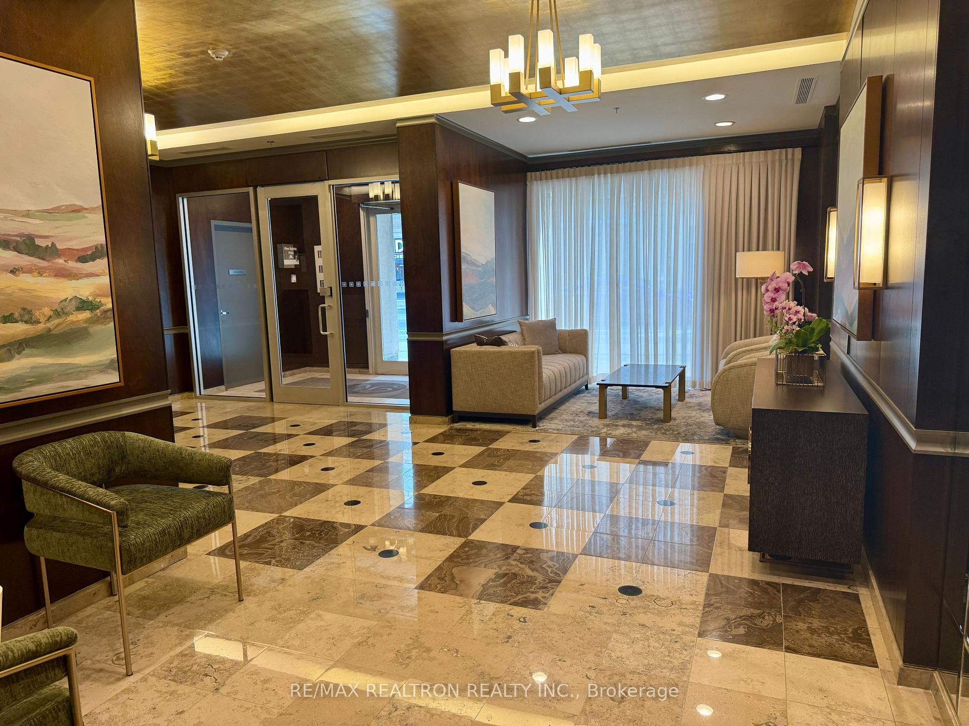 Photo 2 of Unit 1107, 388 Bloor Street E, Toronto, Rosedale-Moore Park — HOMEH