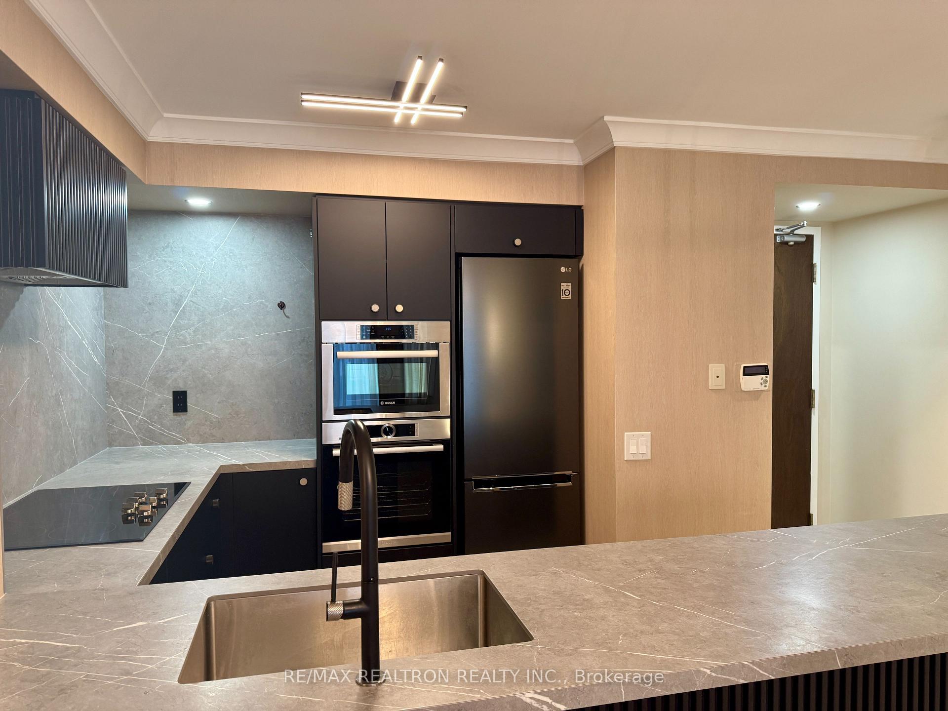 Photo 9 of Unit 1107, 388 Bloor Street E, Toronto, Rosedale-Moore Park — HOMEH