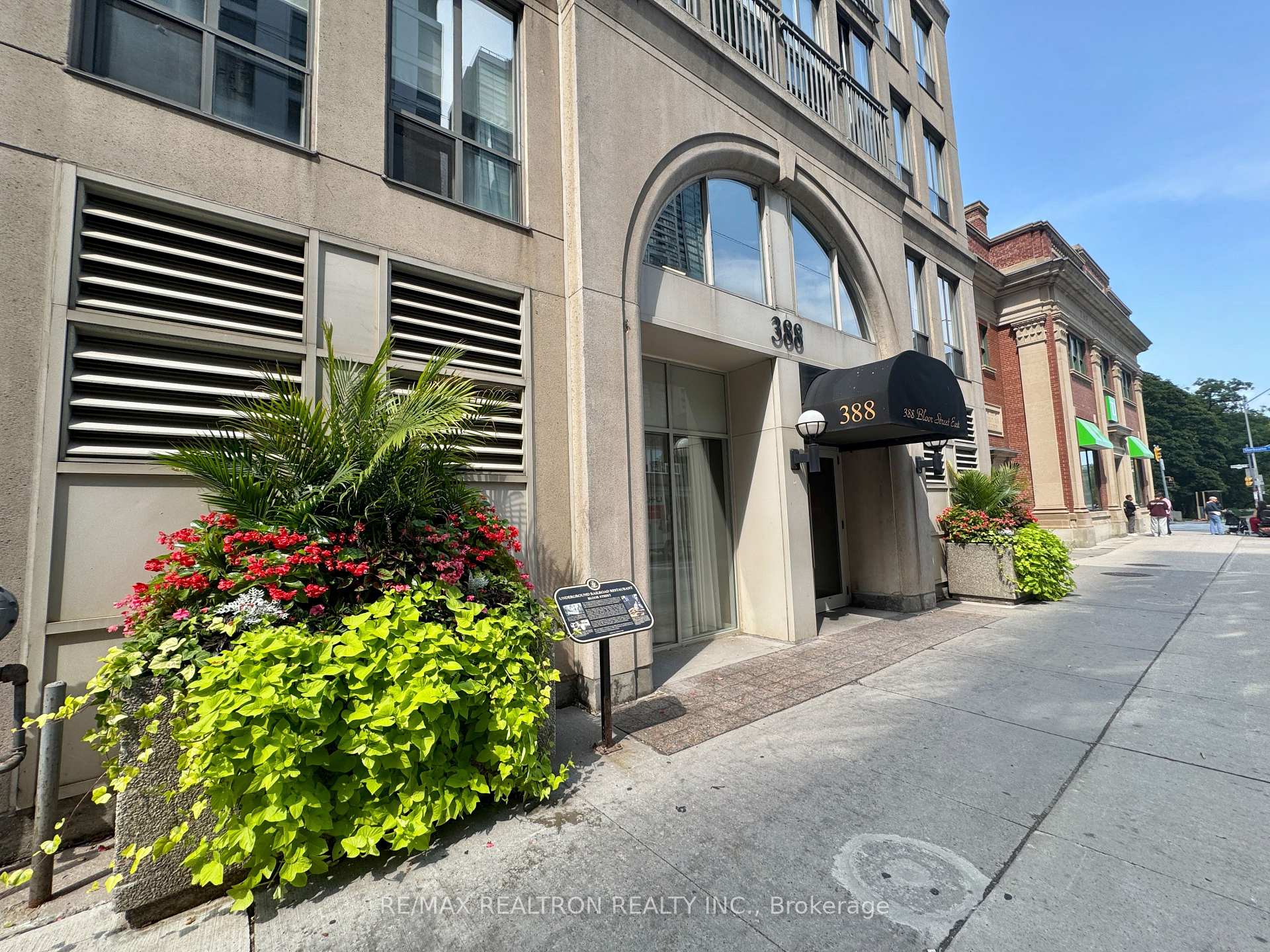 Photo 40 of Unit 1107, 388 Bloor Street E, Toronto, Rosedale-Moore Park — HOMEH