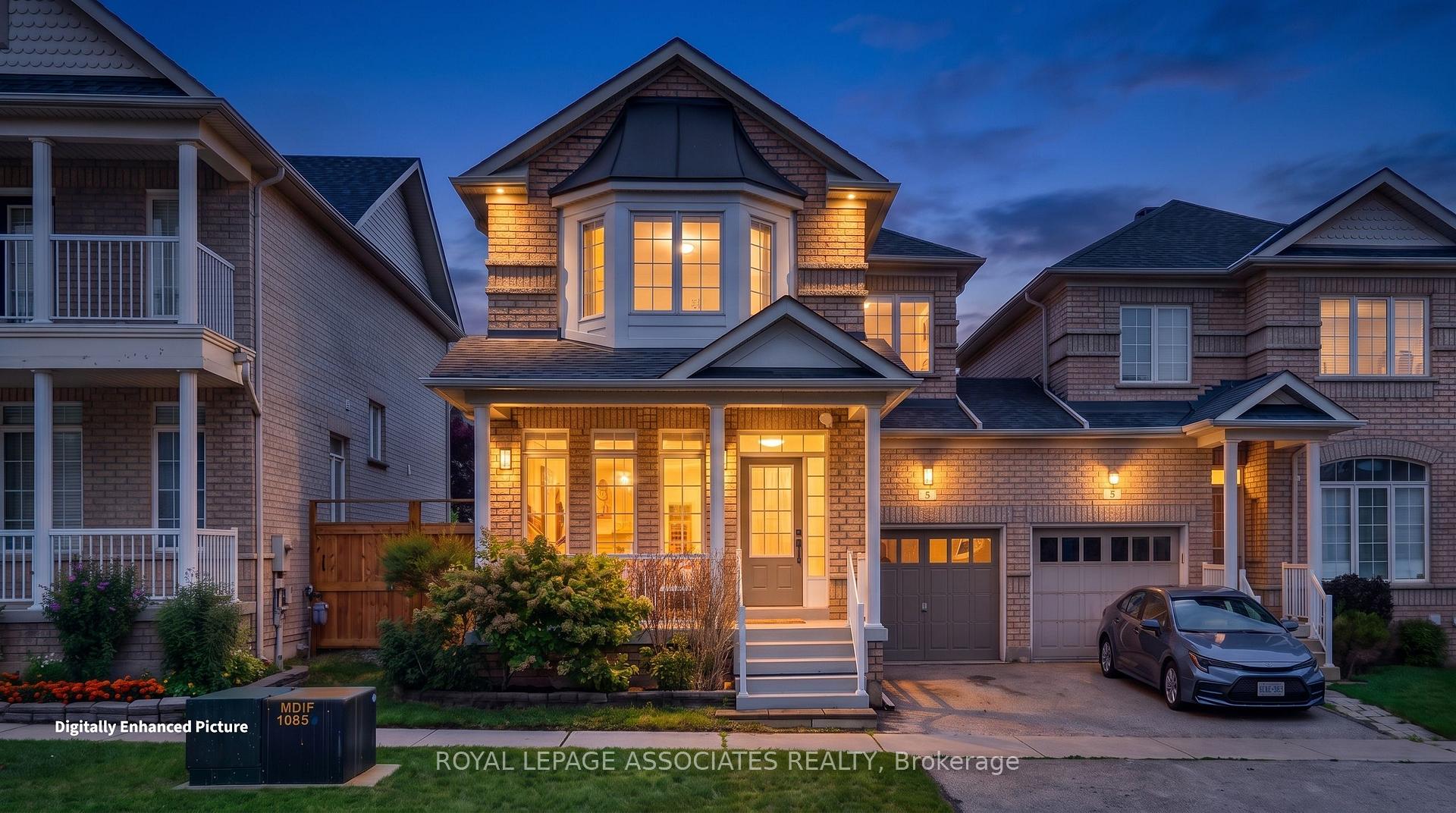 Photo 2 of 6 Radmore Place, Markham, Box Grove — HOMEH