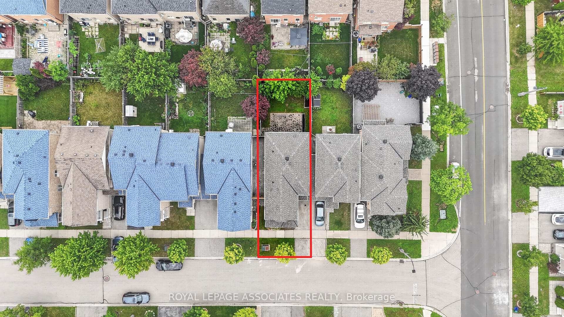 Photo 3 of 6 Radmore Place, Markham, Box Grove — HOMEH