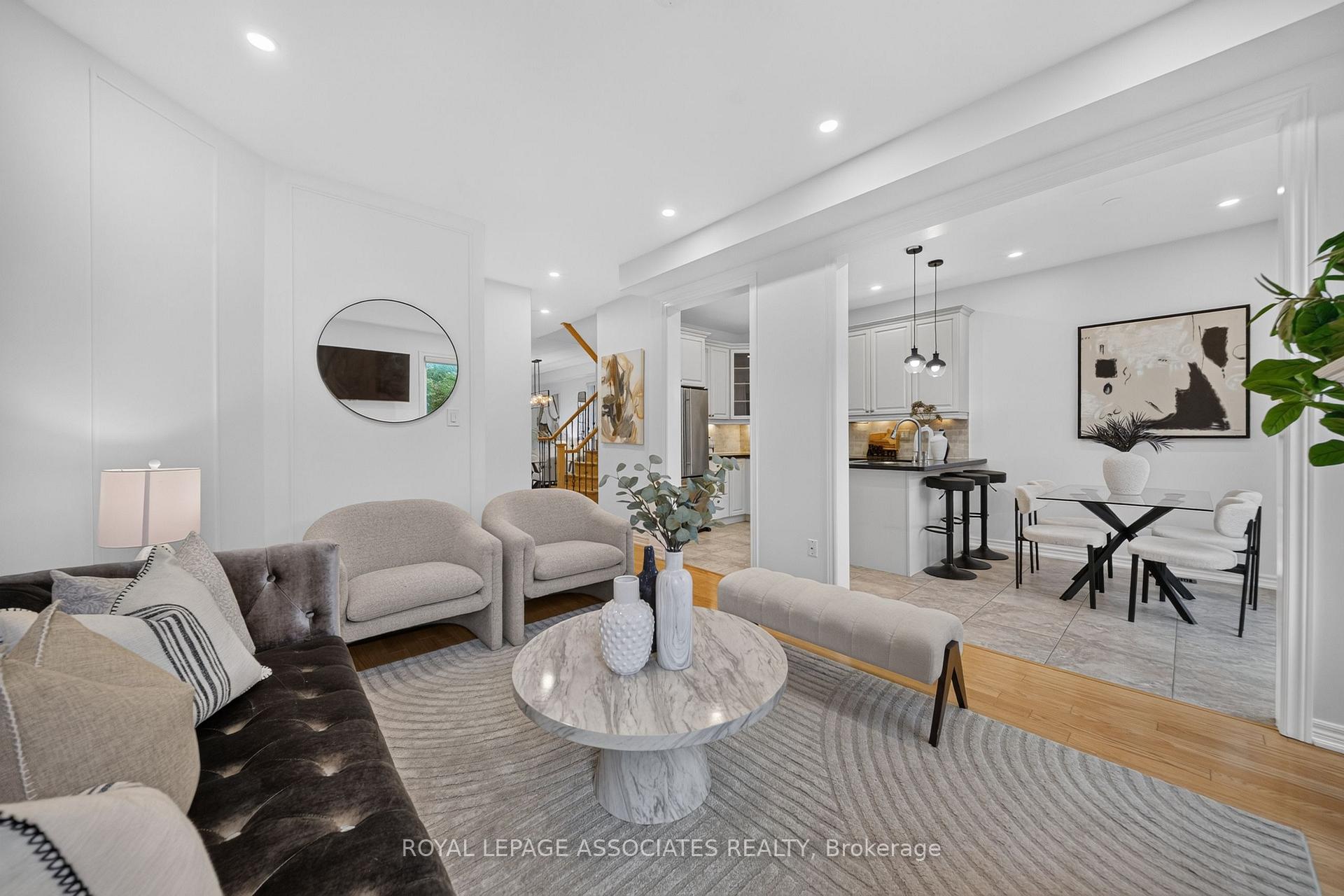 Photo 15 of 6 Radmore Place, Markham, Box Grove — HOMEH