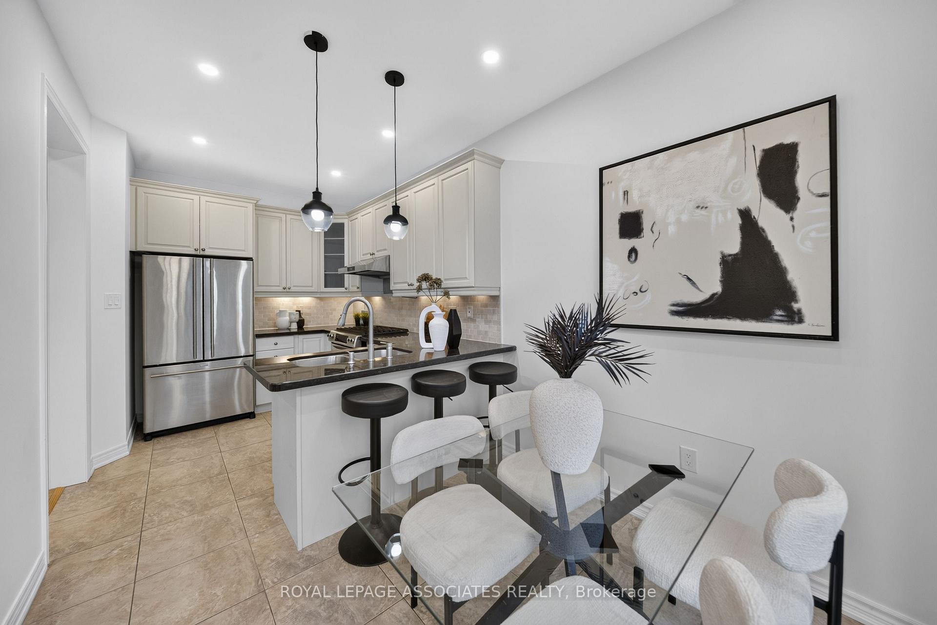 Photo 18 of 6 Radmore Place, Markham, Box Grove — HOMEH