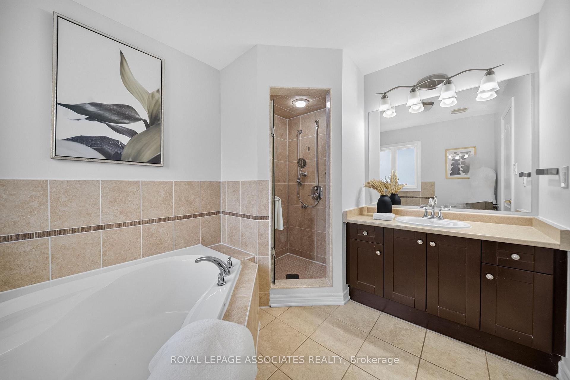 Photo 32 of 6 Radmore Place, Markham, Box Grove — HOMEH