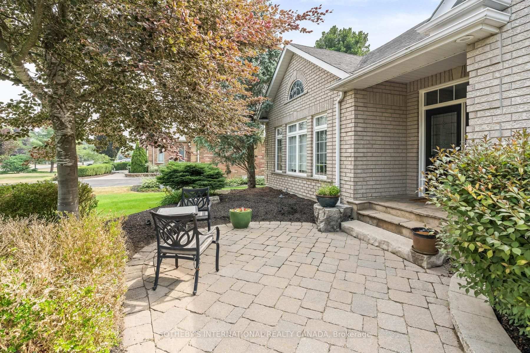 Photo 4 of 159 Delarmbro Drive, Erin — HOMEH