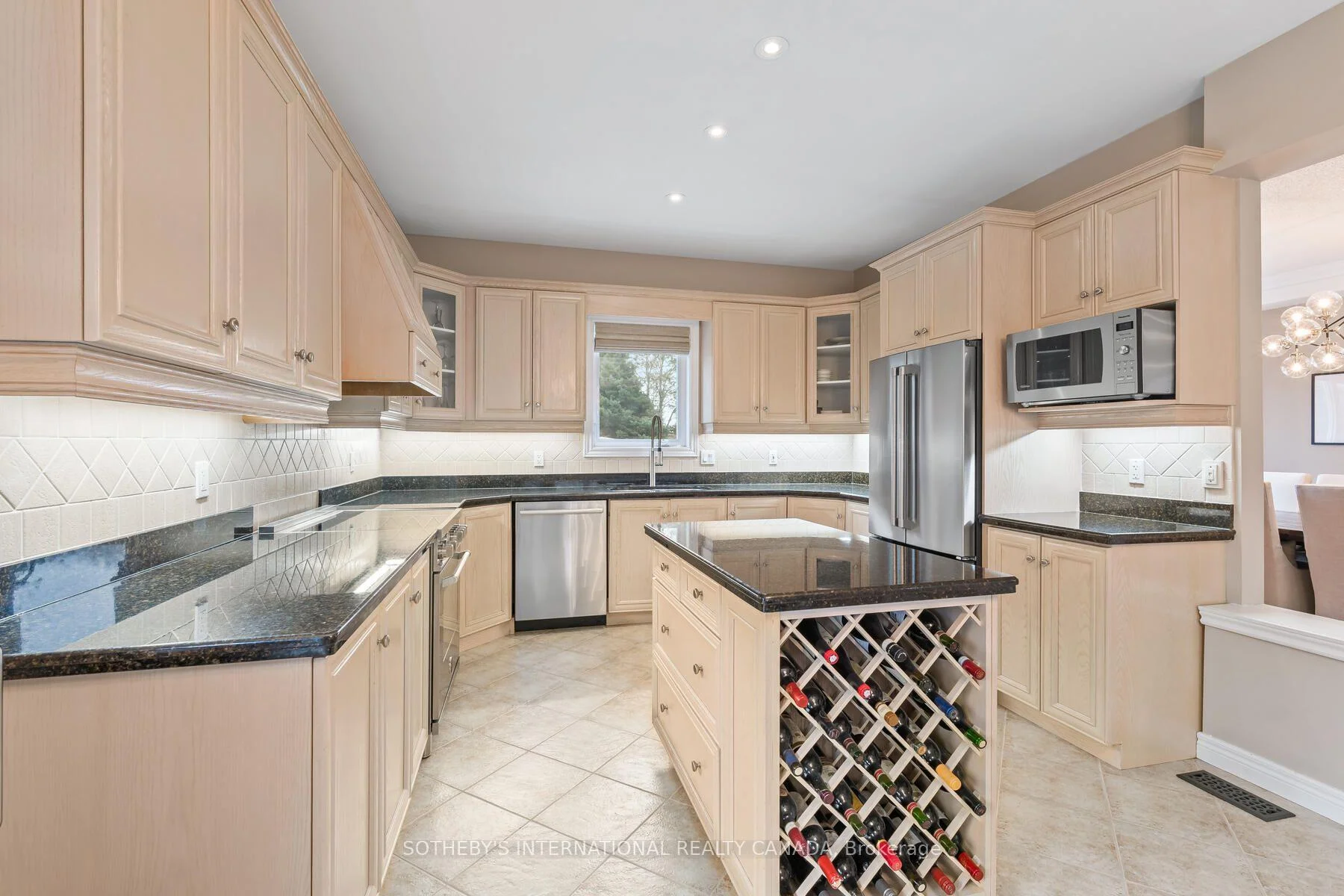 Photo 8 of 159 Delarmbro Drive, Erin — HOMEH