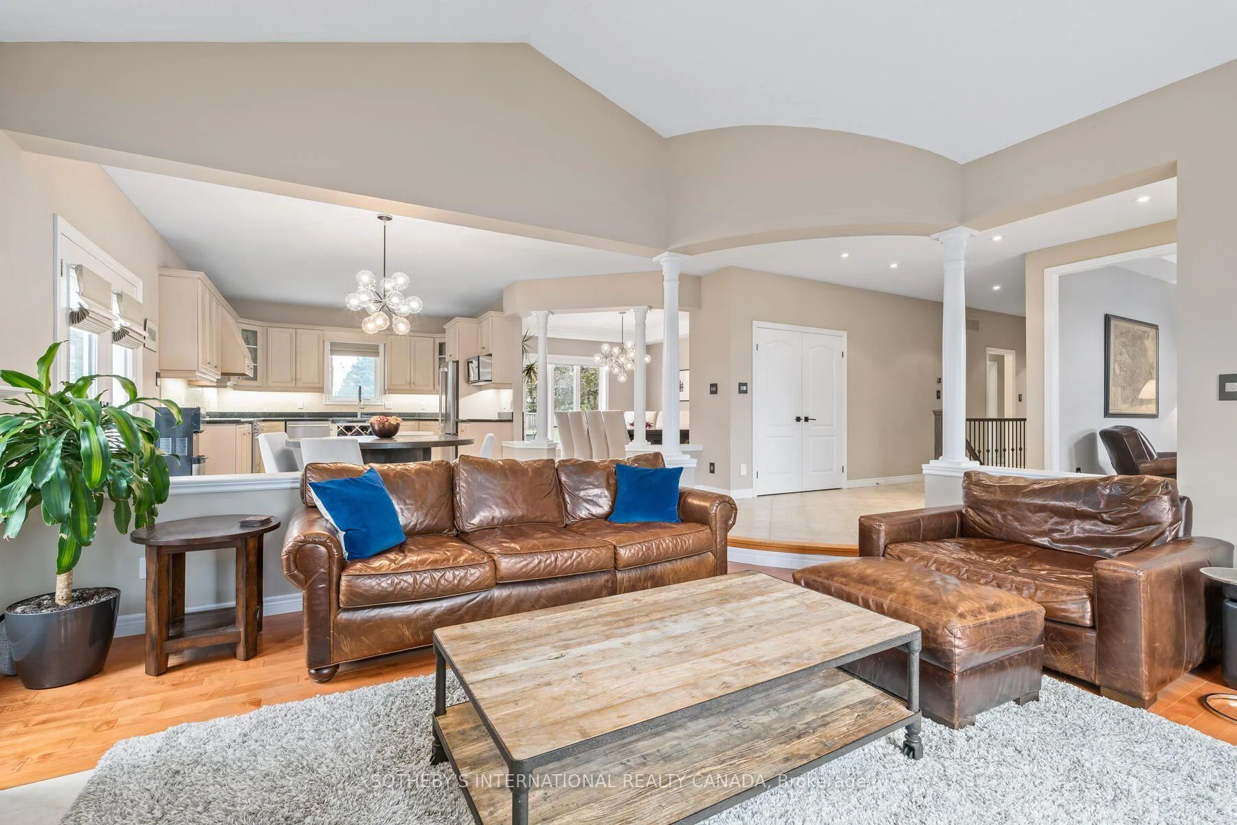 Photo 16 of 159 Delarmbro Drive, Erin — HOMEH